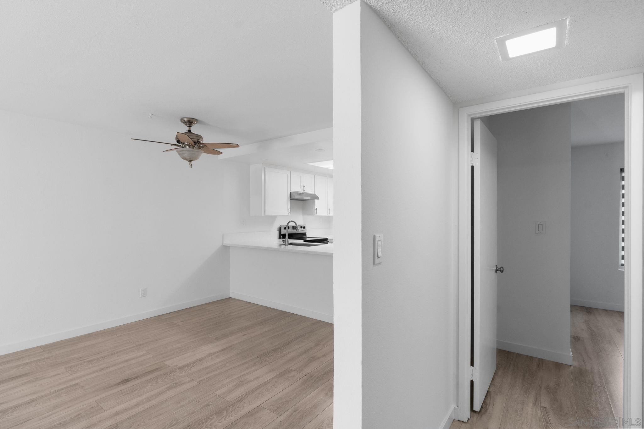 Detail Gallery Image 13 of 26 For 1687  Melrose Ave  #D,  Chula Vista,  CA 91911 - 2 Beds | 2 Baths