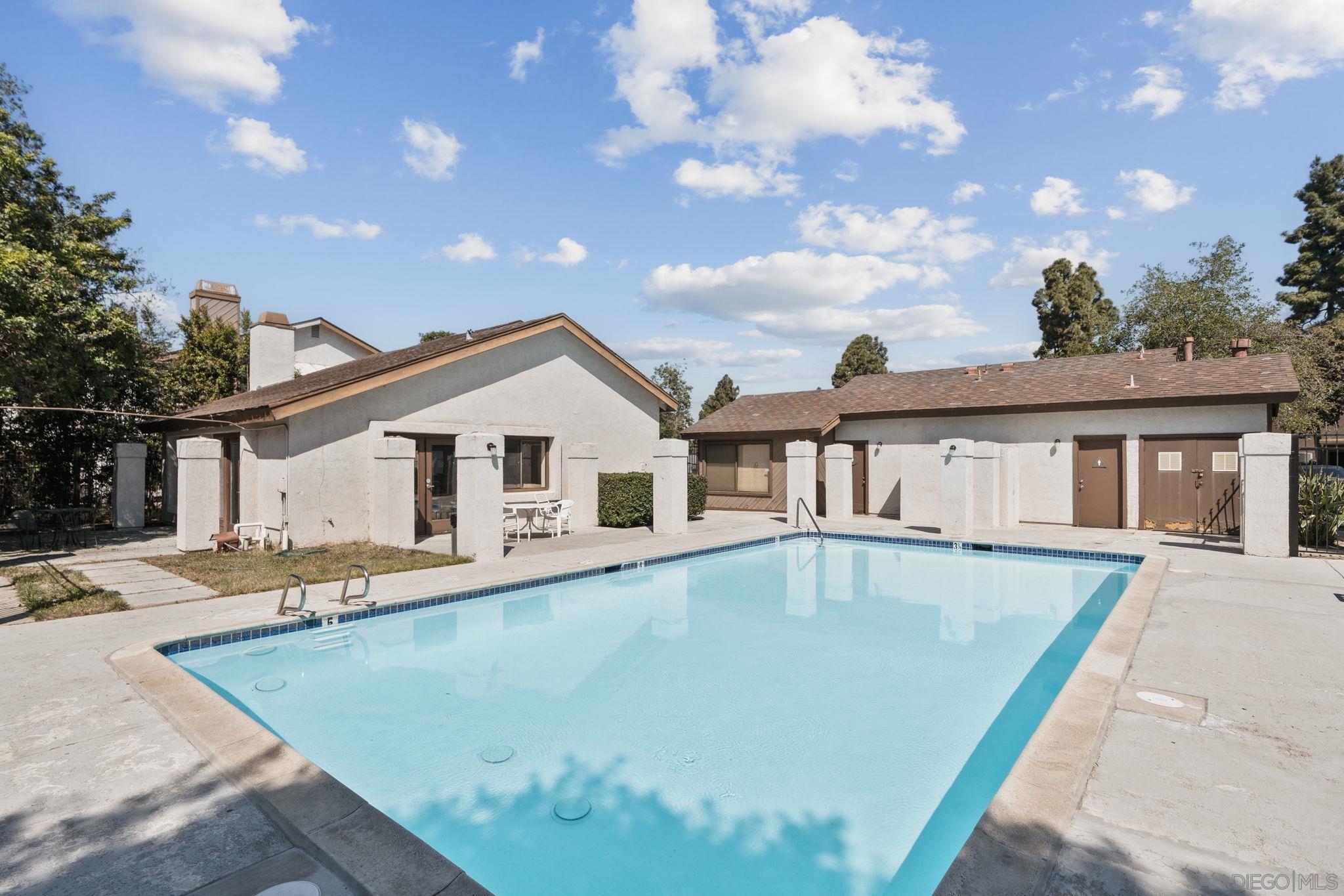 Detail Gallery Image 22 of 26 For 1687  Melrose Ave  #D,  Chula Vista,  CA 91911 - 2 Beds | 2 Baths