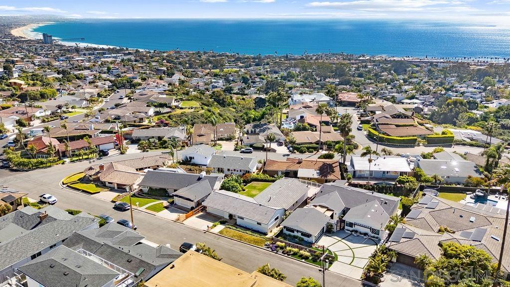 Detail Gallery Image 35 of 37 For 5622  Ladybird Lane, La Jolla,  CA 92037 - 4 Beds | 2 Baths