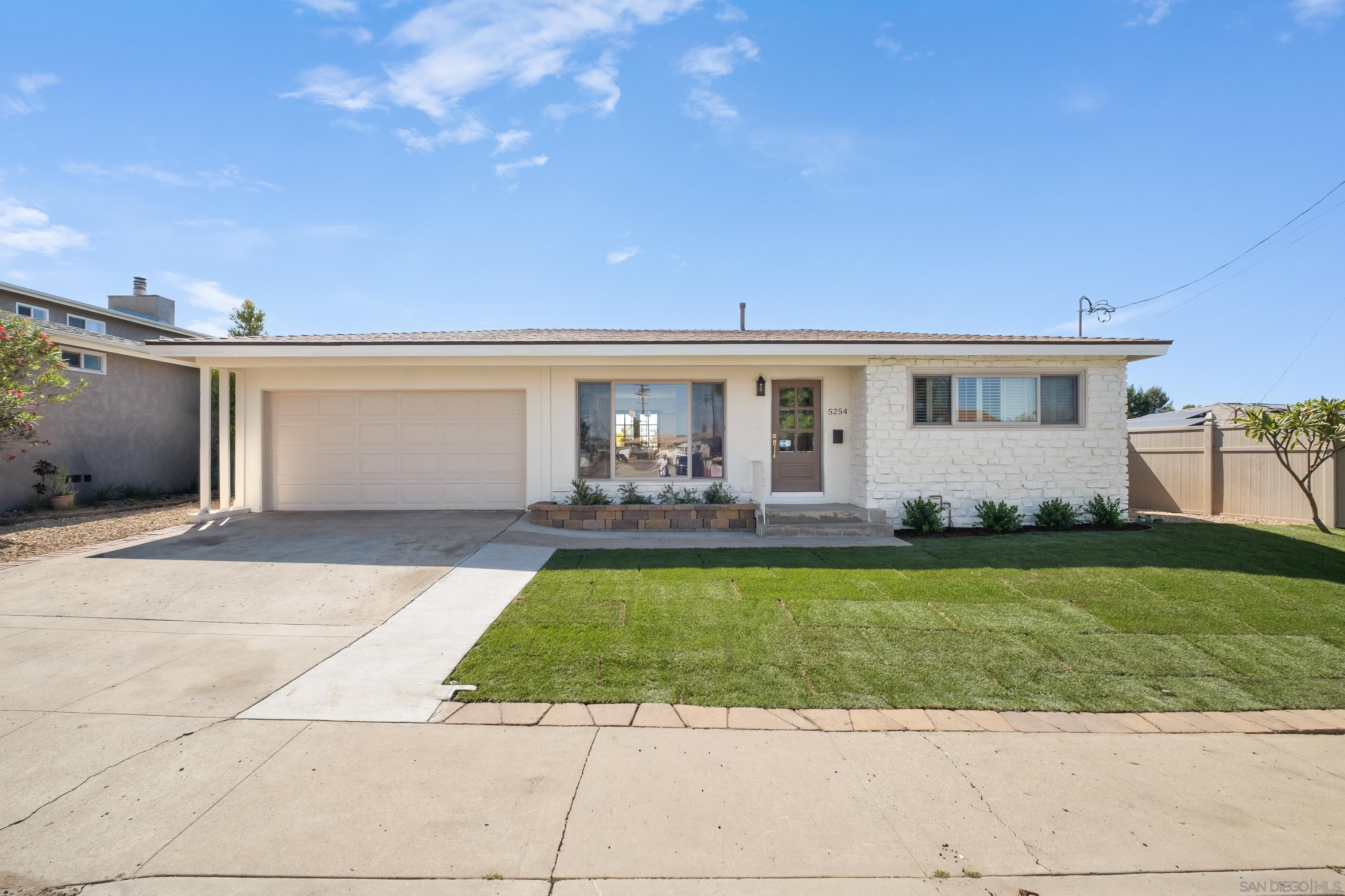 Front Image Thumbnail for SD260007282