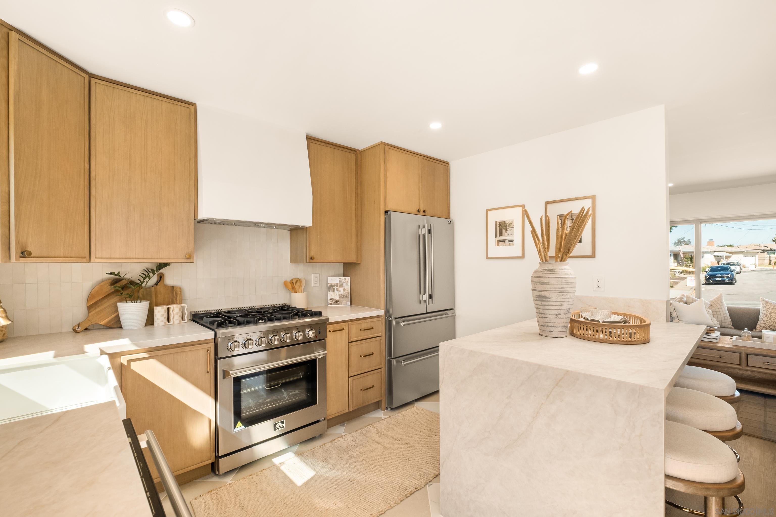 Detail Gallery Image 5 of 26 For 5254  Bocaw Pl, San Diego,  CA 92115 - 3 Beds | 1 Baths