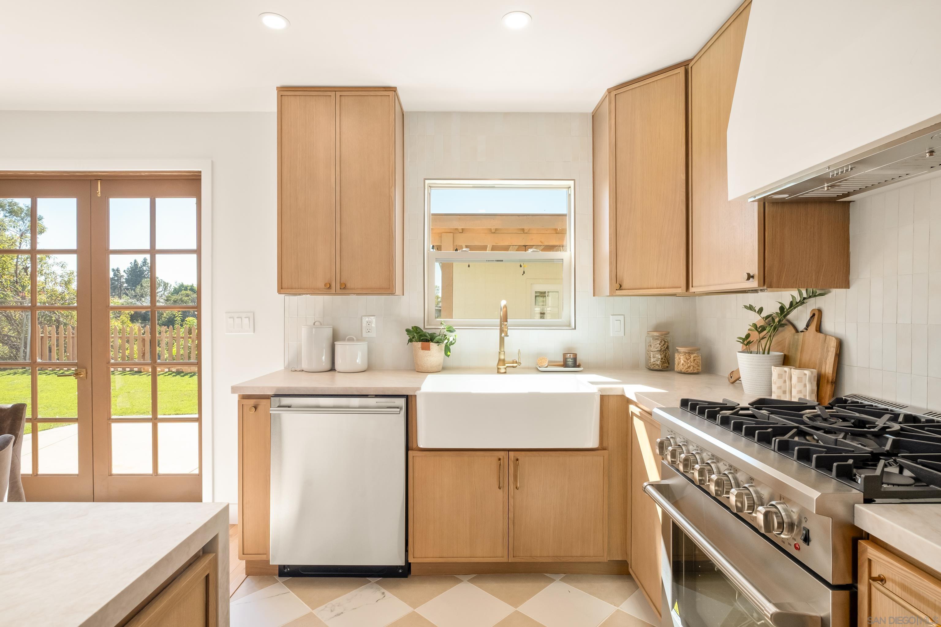 Detail Gallery Image 7 of 26 For 5254  Bocaw Pl, San Diego,  CA 92115 - 3 Beds | 1 Baths