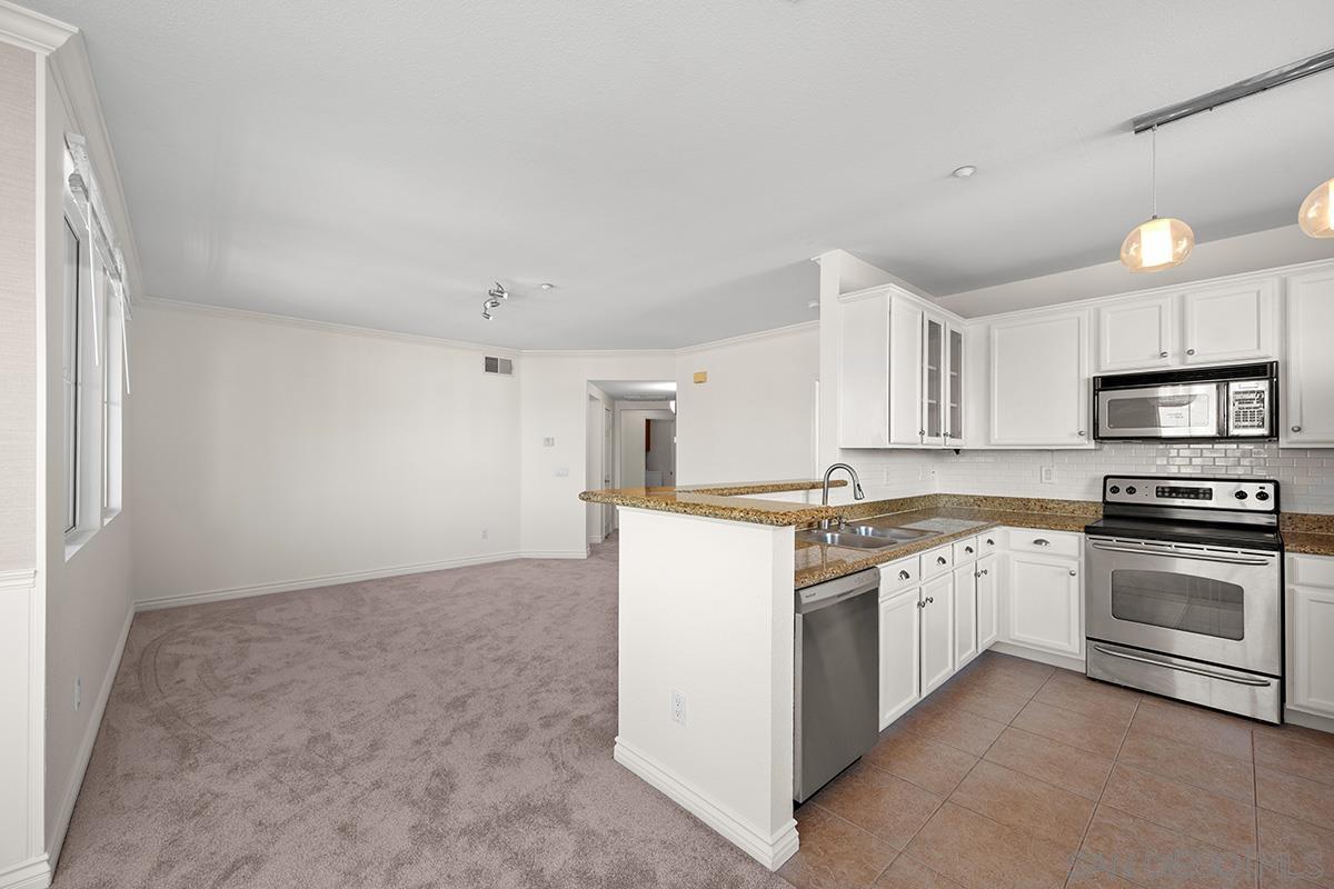 Detail Gallery Image 11 of 48 For 3830  Elijah Court  #428,  San Diego,  CA 92130 - 2 Beds | 2 Baths