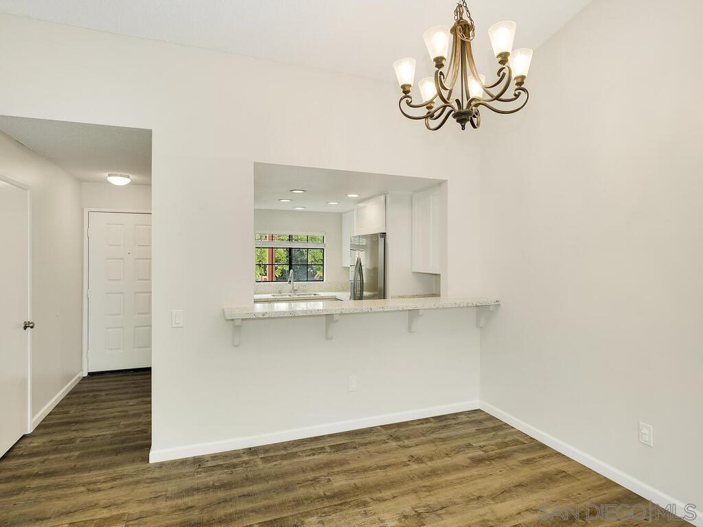 Detail Gallery Image 11 of 44 For 2822  Winthrop Ave, Carlsbad,  CA 92010 - 2 Beds | 2 Baths