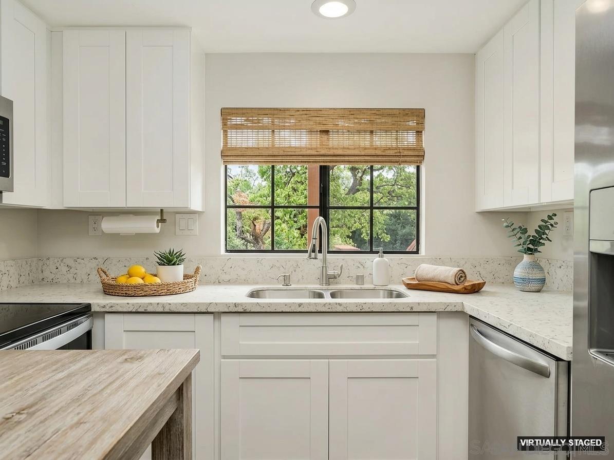 Detail Gallery Image 16 of 44 For 2822  Winthrop Ave, Carlsbad,  CA 92010 - 2 Beds | 2 Baths