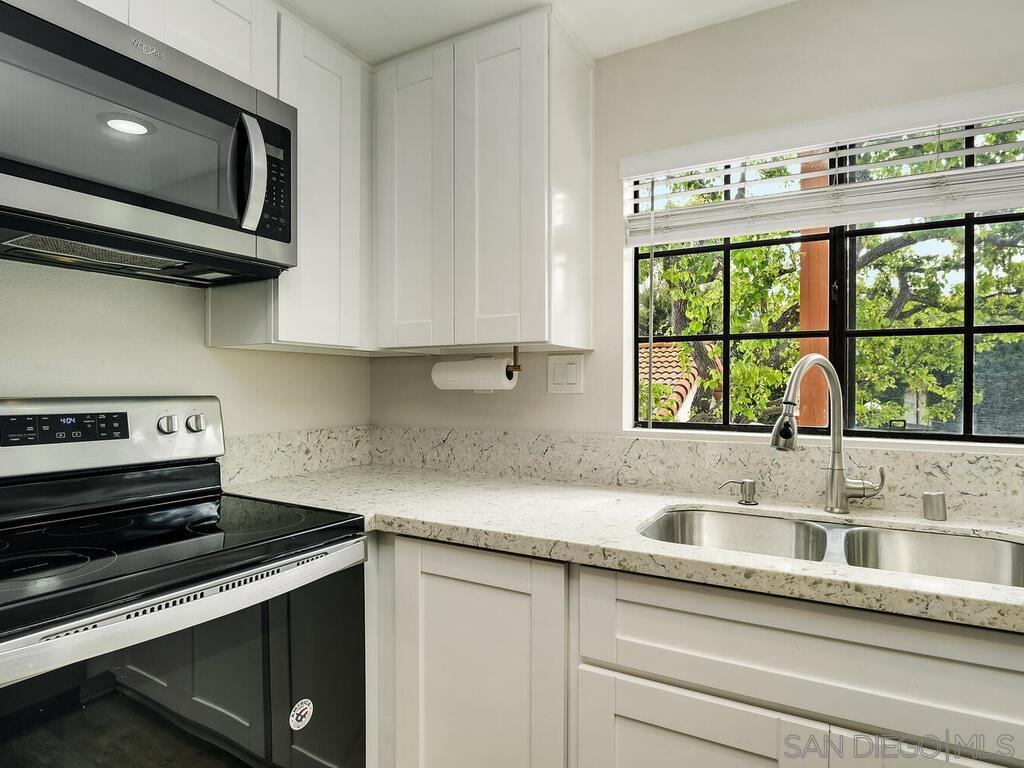 Detail Gallery Image 18 of 44 For 2822  Winthrop Ave, Carlsbad,  CA 92010 - 2 Beds | 2 Baths