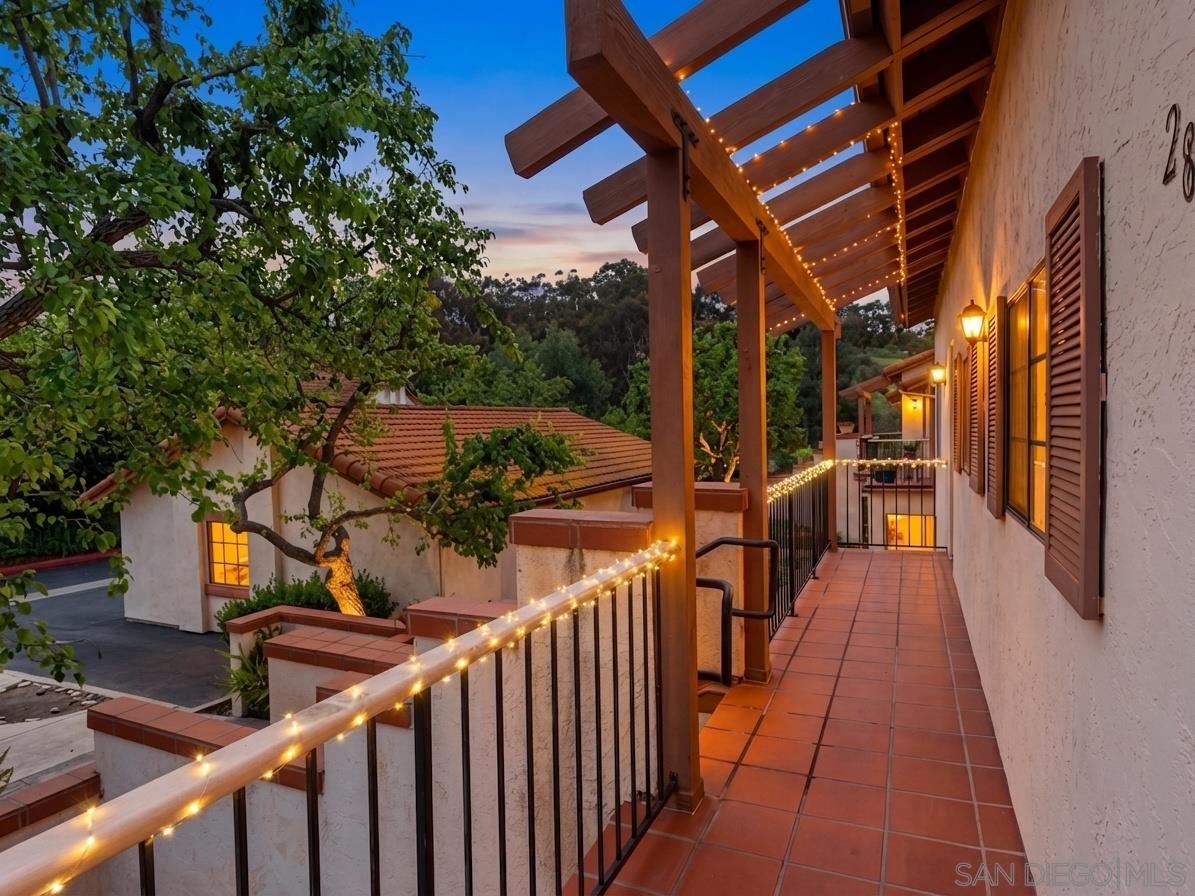 Detail Gallery Image 36 of 44 For 2822  Winthrop Ave, Carlsbad,  CA 92010 - 2 Beds | 2 Baths