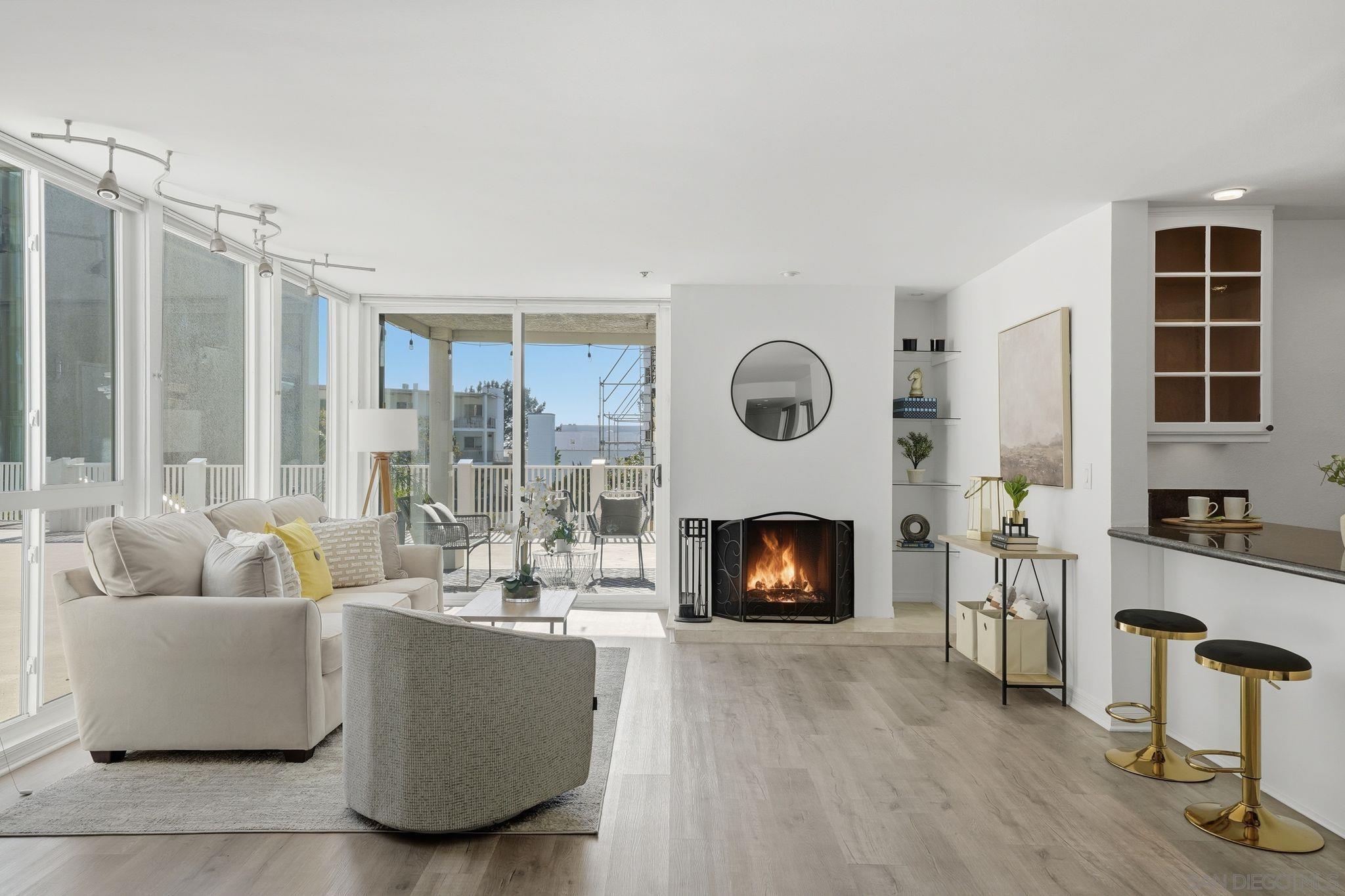 Detail Gallery Image 13 of 53 For 4016  Gresham  #D1,  San Diego,  CA 92109 - 2 Beds | 2 Baths