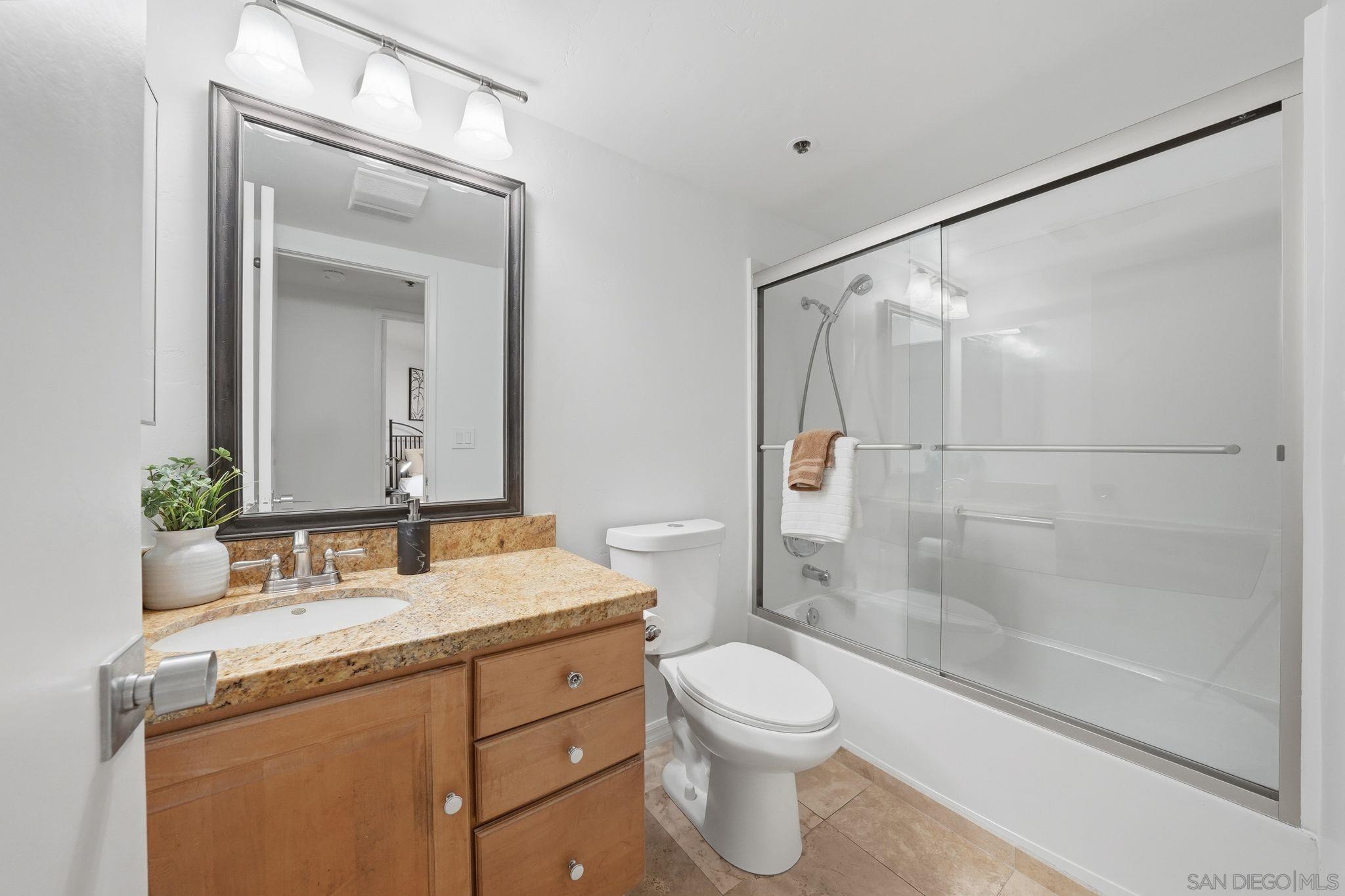 Detail Gallery Image 35 of 53 For 4016  Gresham  #D1,  San Diego,  CA 92109 - 2 Beds | 2 Baths