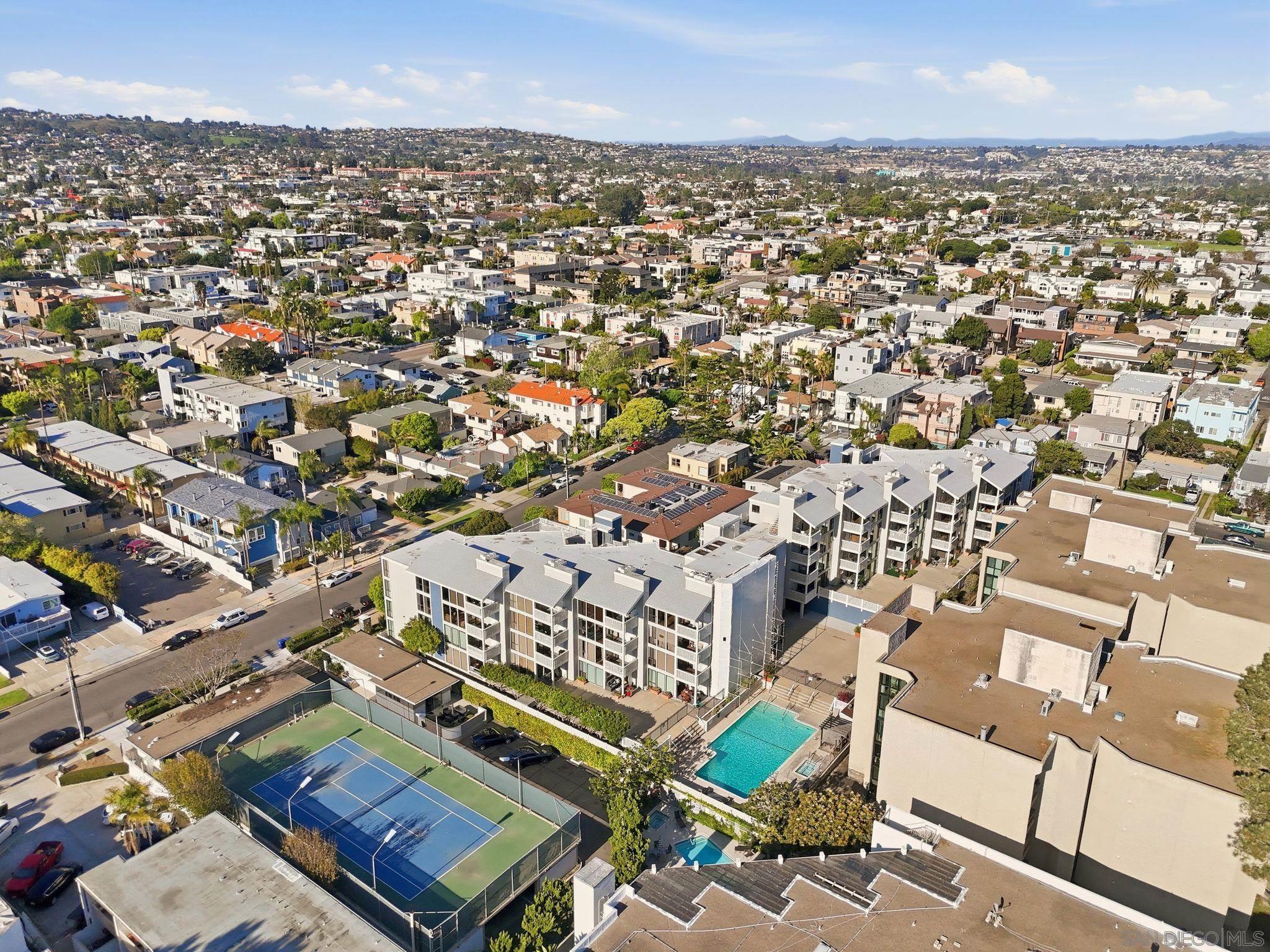 Detail Gallery Image 45 of 53 For 4016  Gresham  #D1,  San Diego,  CA 92109 - 2 Beds | 2 Baths