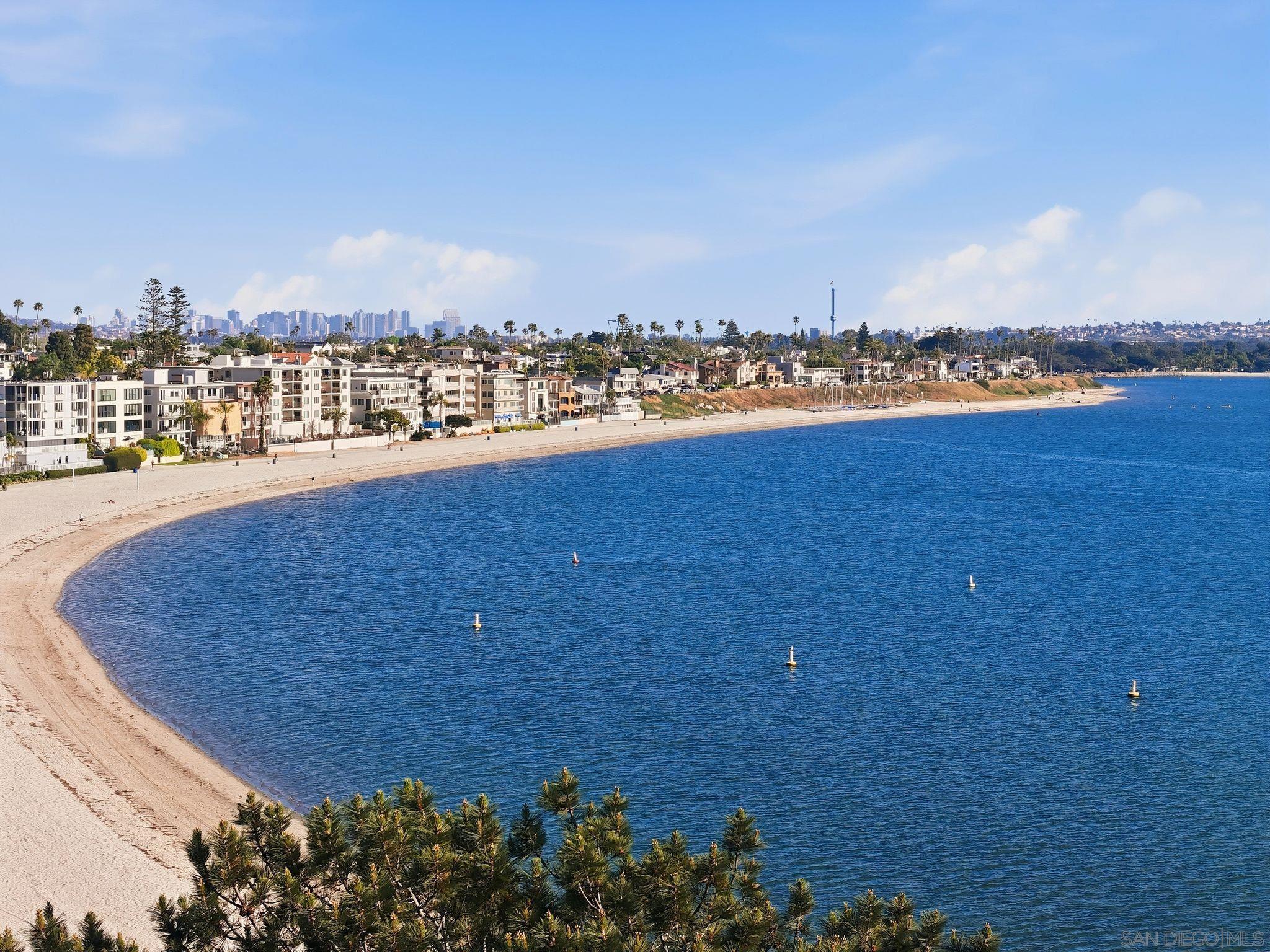 Detail Gallery Image 52 of 53 For 4016  Gresham  #D1,  San Diego,  CA 92109 - 2 Beds | 2 Baths