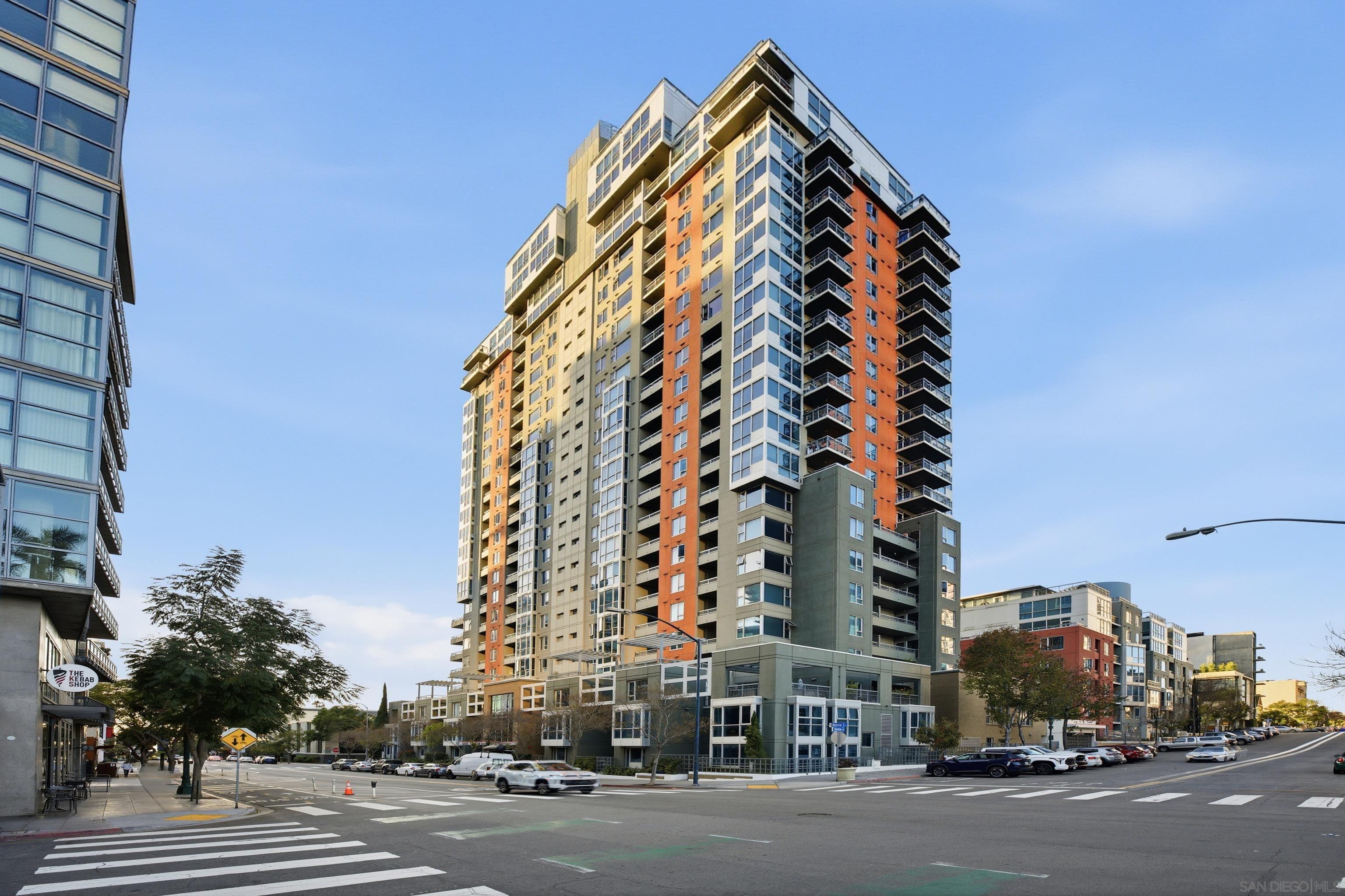 Detail Gallery Image 2 of 23 For 1580  Union  #109,  San Diego,  CA 92101 - 2 Beds | 2 Baths