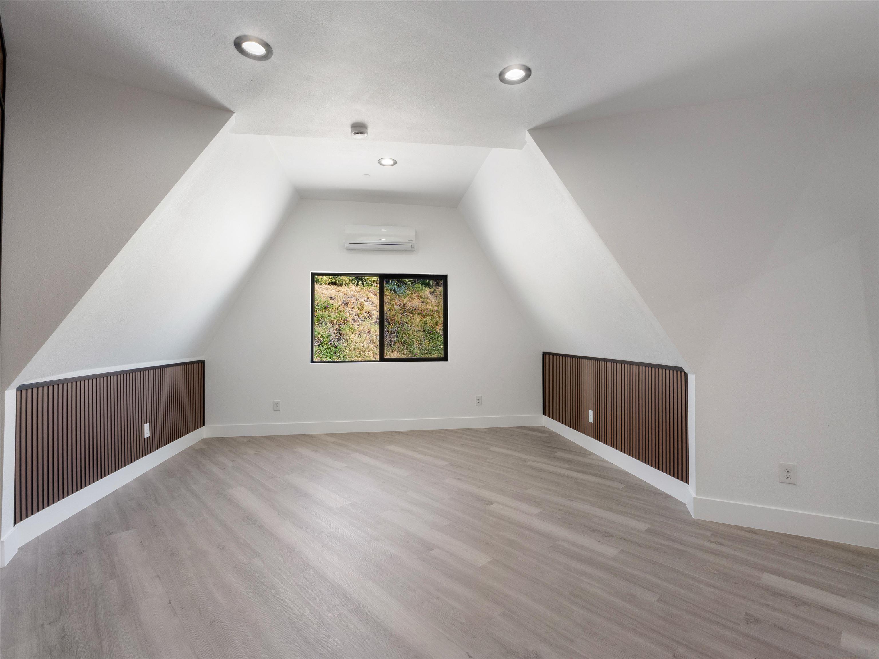 Detail Gallery Image 23 of 51 For 6937  Madrone, San Diego,  CA 92114 - 3 Beds | 2 Baths