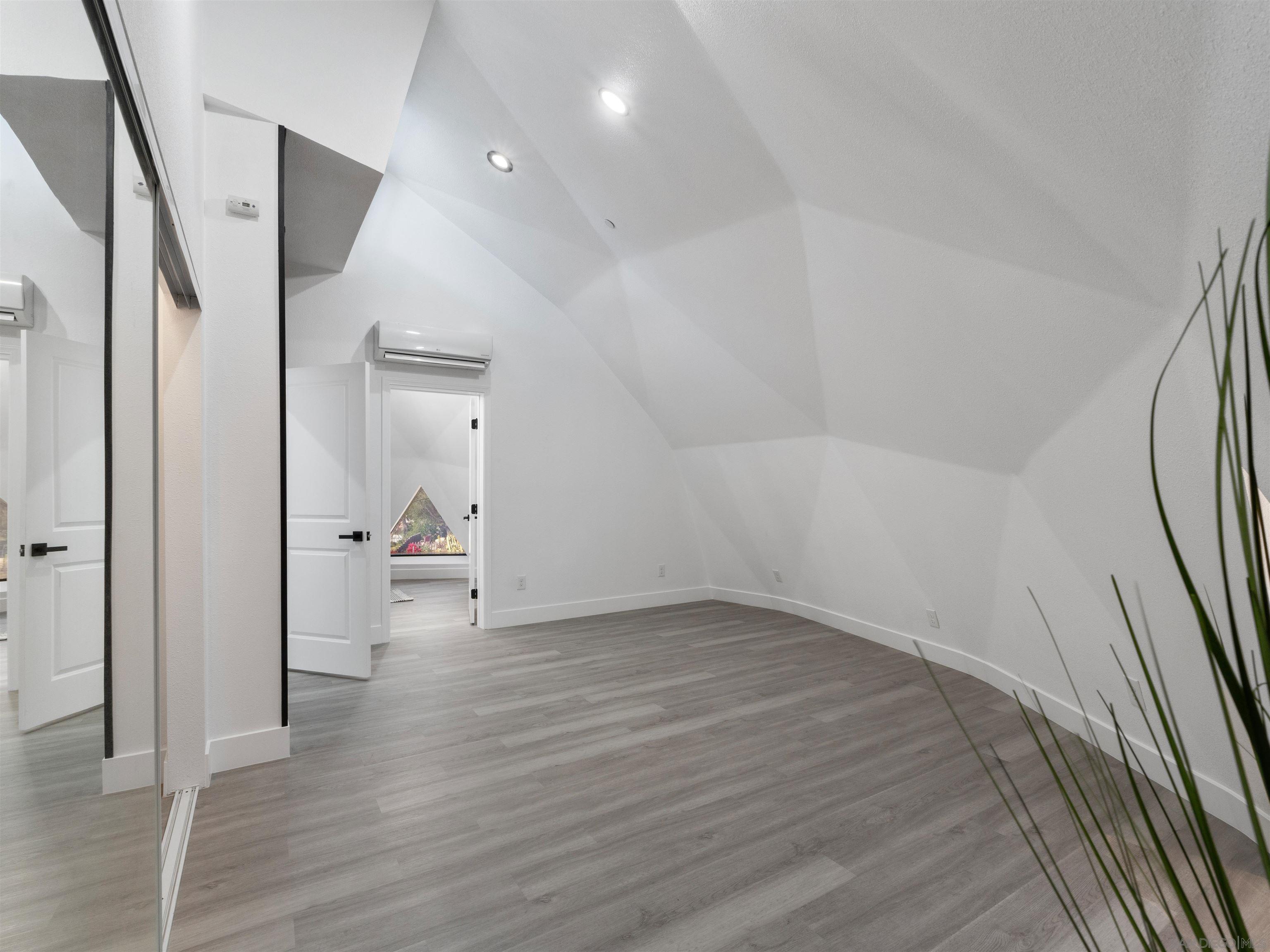 Detail Gallery Image 28 of 51 For 6937  Madrone, San Diego,  CA 92114 - 3 Beds | 2 Baths