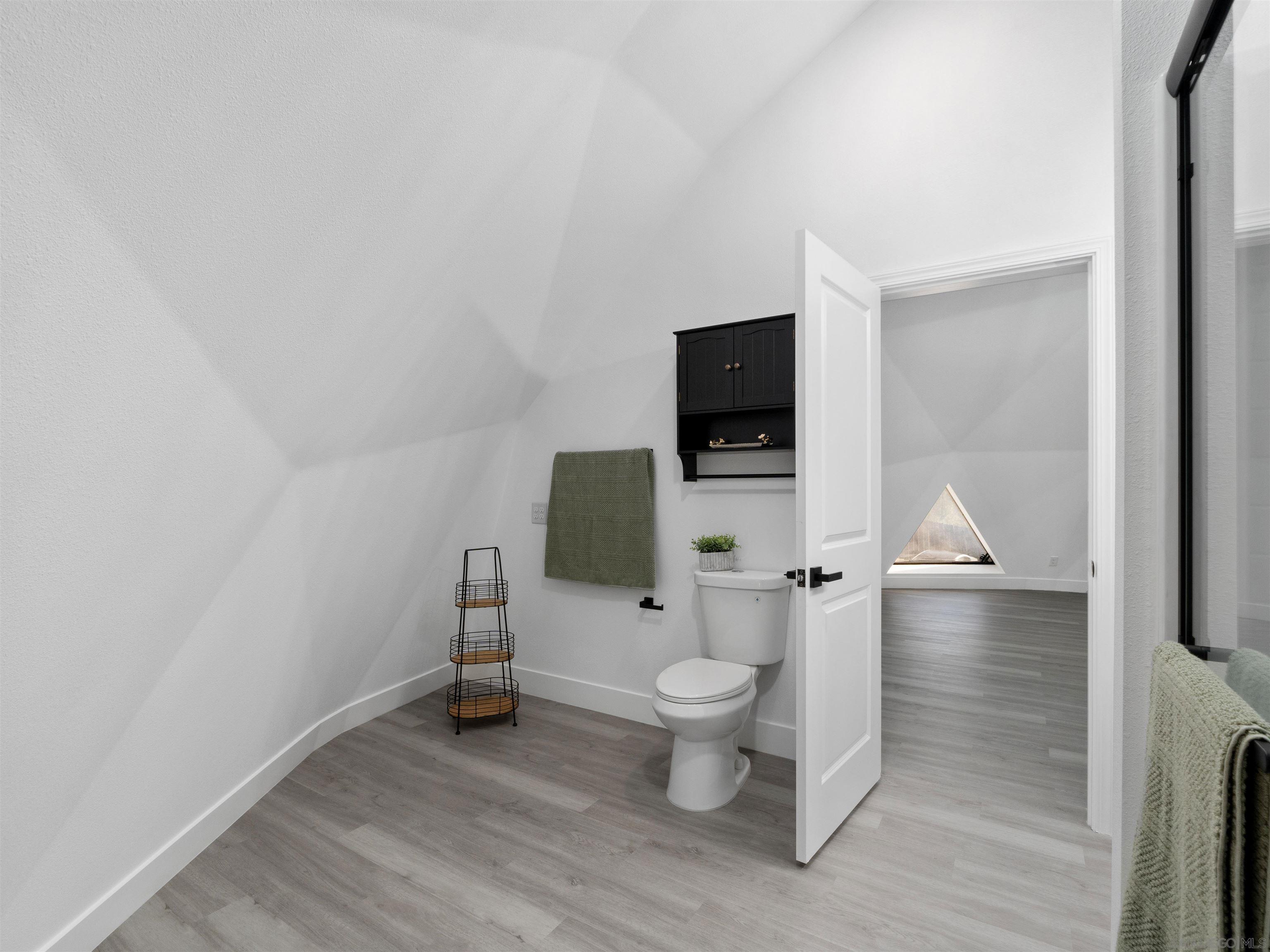 Detail Gallery Image 32 of 51 For 6937  Madrone, San Diego,  CA 92114 - 3 Beds | 2 Baths