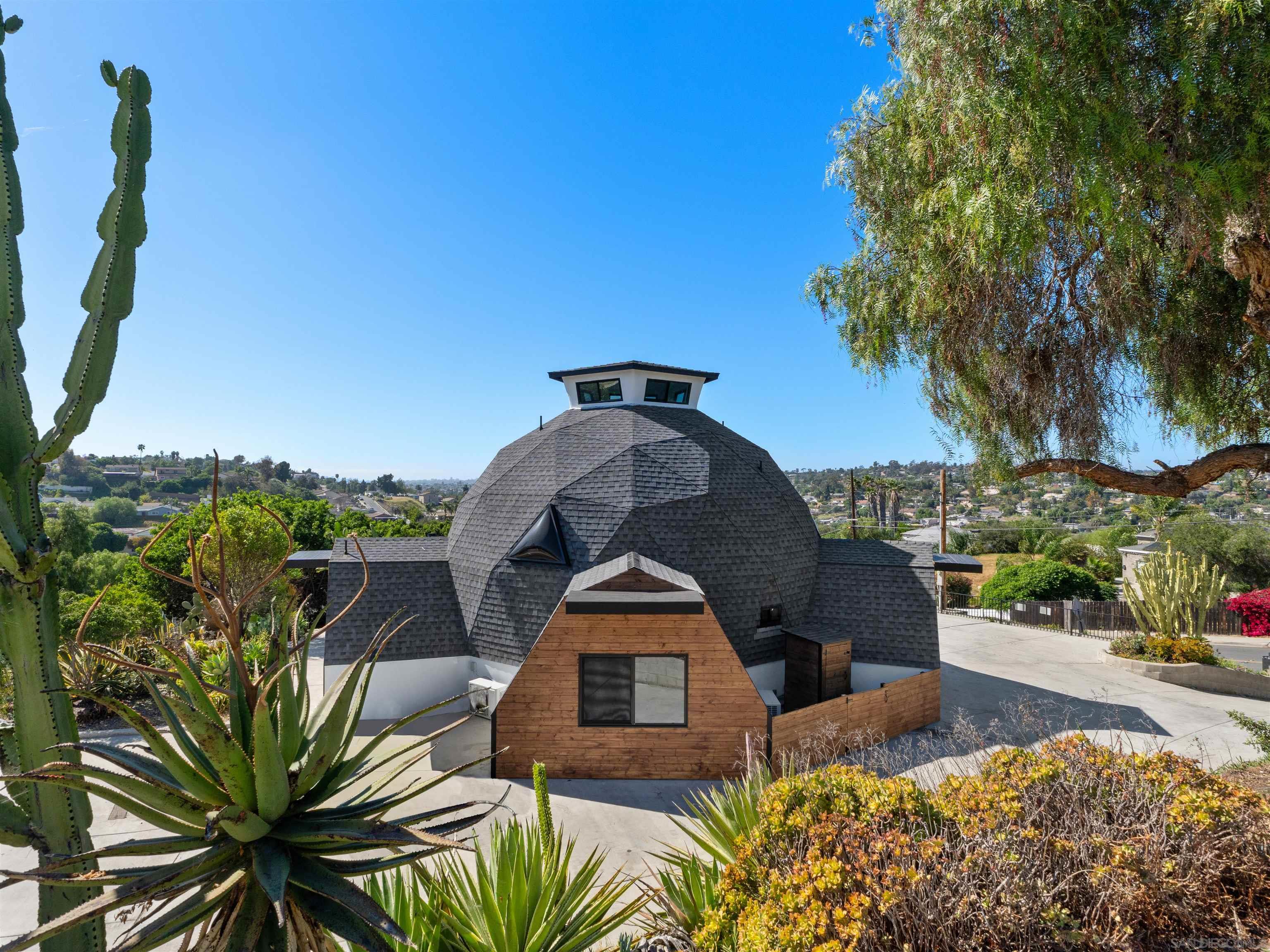 Detail Gallery Image 38 of 51 For 6937  Madrone, San Diego,  CA 92114 - 3 Beds | 2 Baths