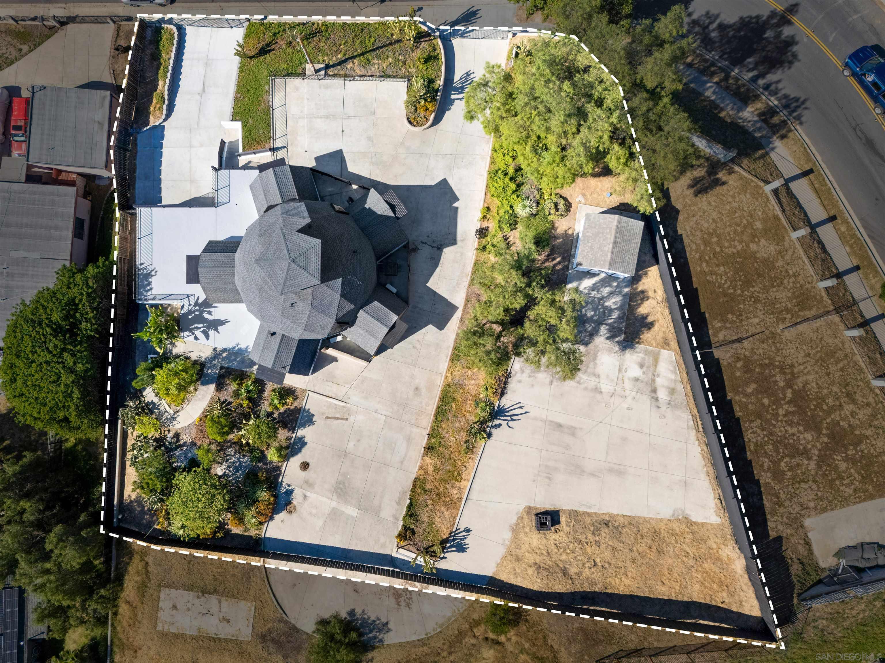 Detail Gallery Image 41 of 51 For 6937  Madrone, San Diego,  CA 92114 - 3 Beds | 2 Baths