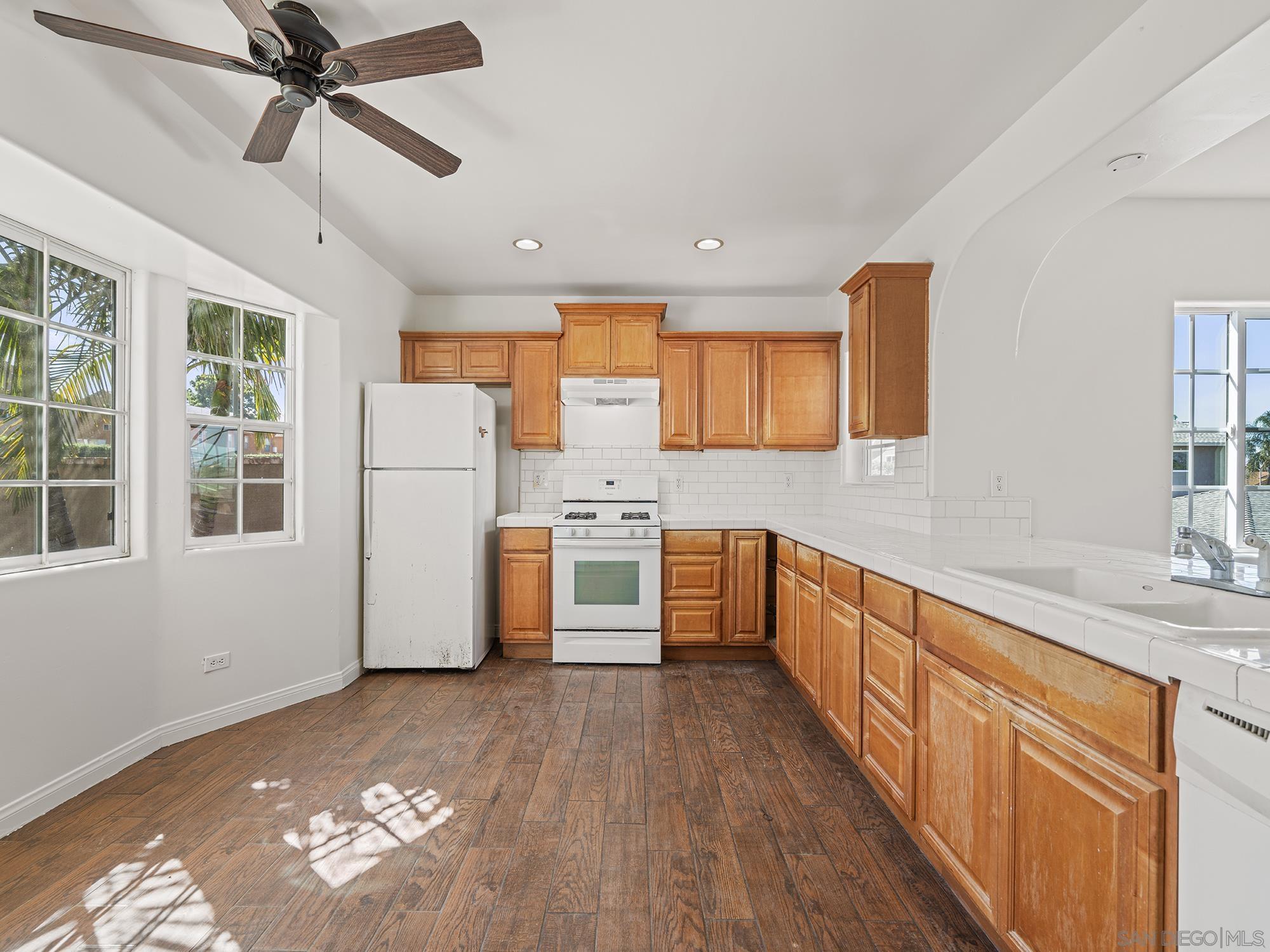 Detail Gallery Image 6 of 35 For 330  Willie James Jones Ave, San Diego,  CA 92102 - – Beds | – Baths