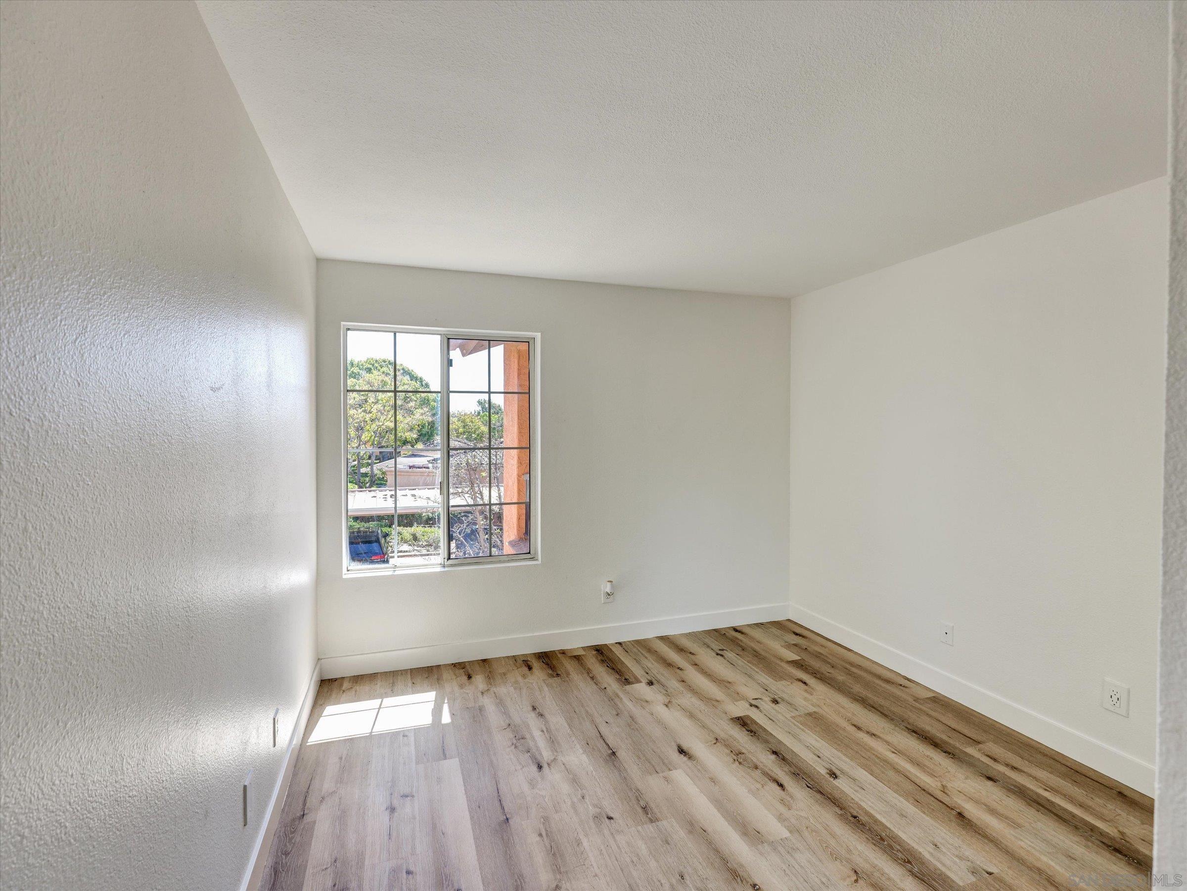 Detail Gallery Image 15 of 21 For 18826  Caminito Cantilena  #113,  San Diego,  CA 92128 - 3 Beds | 2 Baths