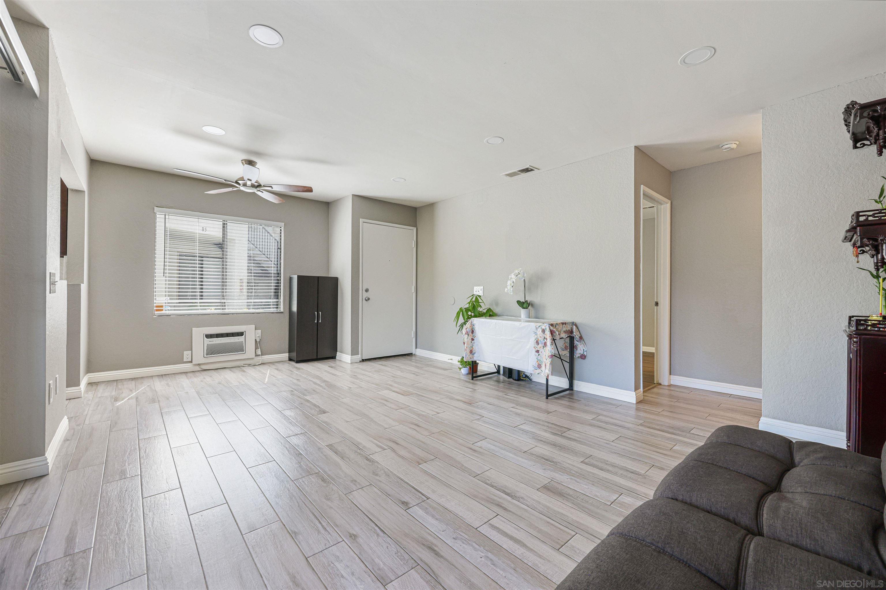 Detail Gallery Image 6 of 24 For 8393  Capricorn  #91,  San Diego,  CA 92126 - 2 Beds | 2 Baths