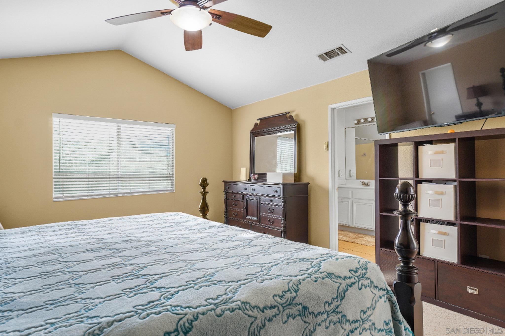 Detail Gallery Image 15 of 32 For 5031  Cimarron Way, San Diego,  CA 92154 - 5 Beds | 3 Baths