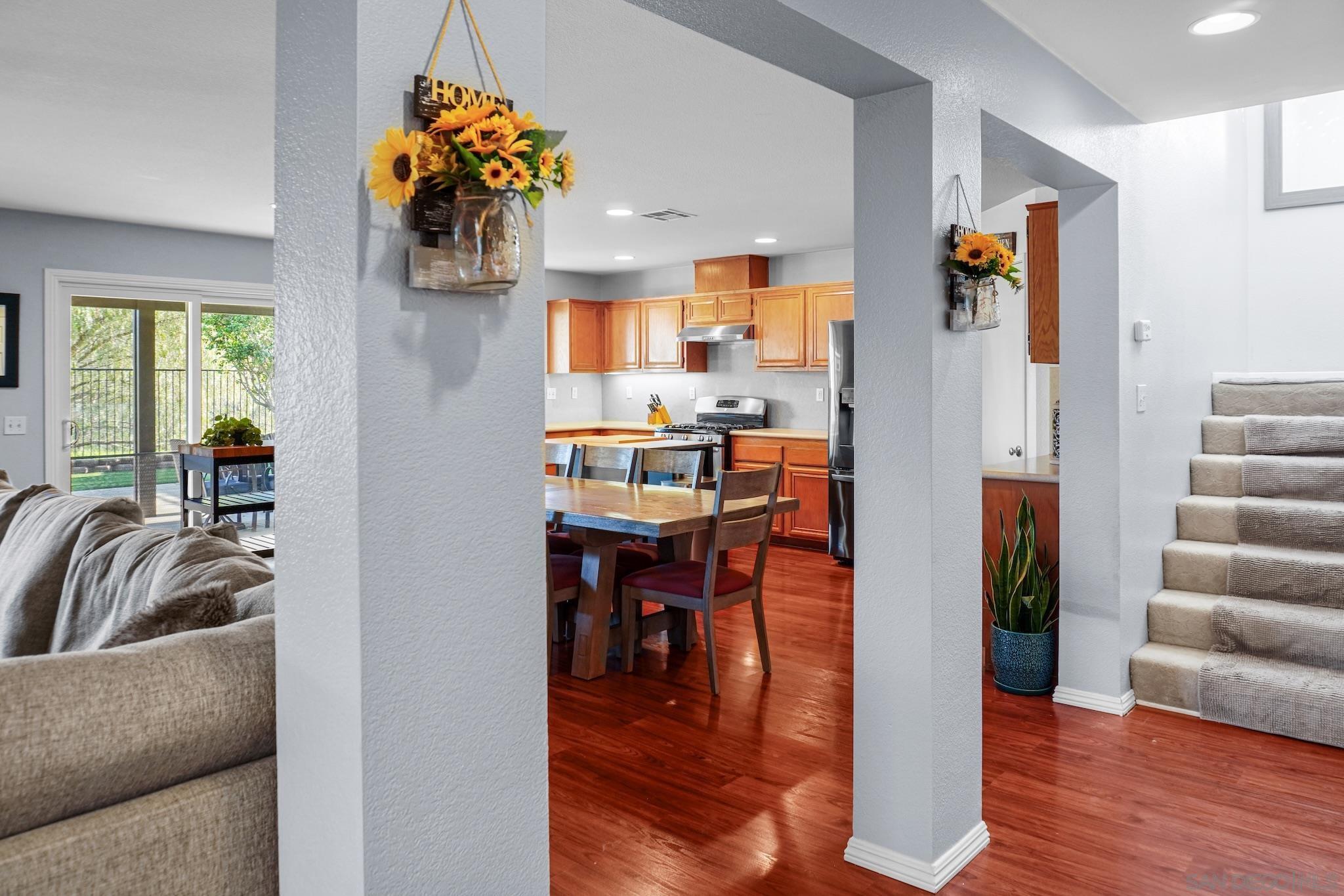 Detail Gallery Image 3 of 32 For 5031  Cimarron Way, San Diego,  CA 92154 - 5 Beds | 3 Baths