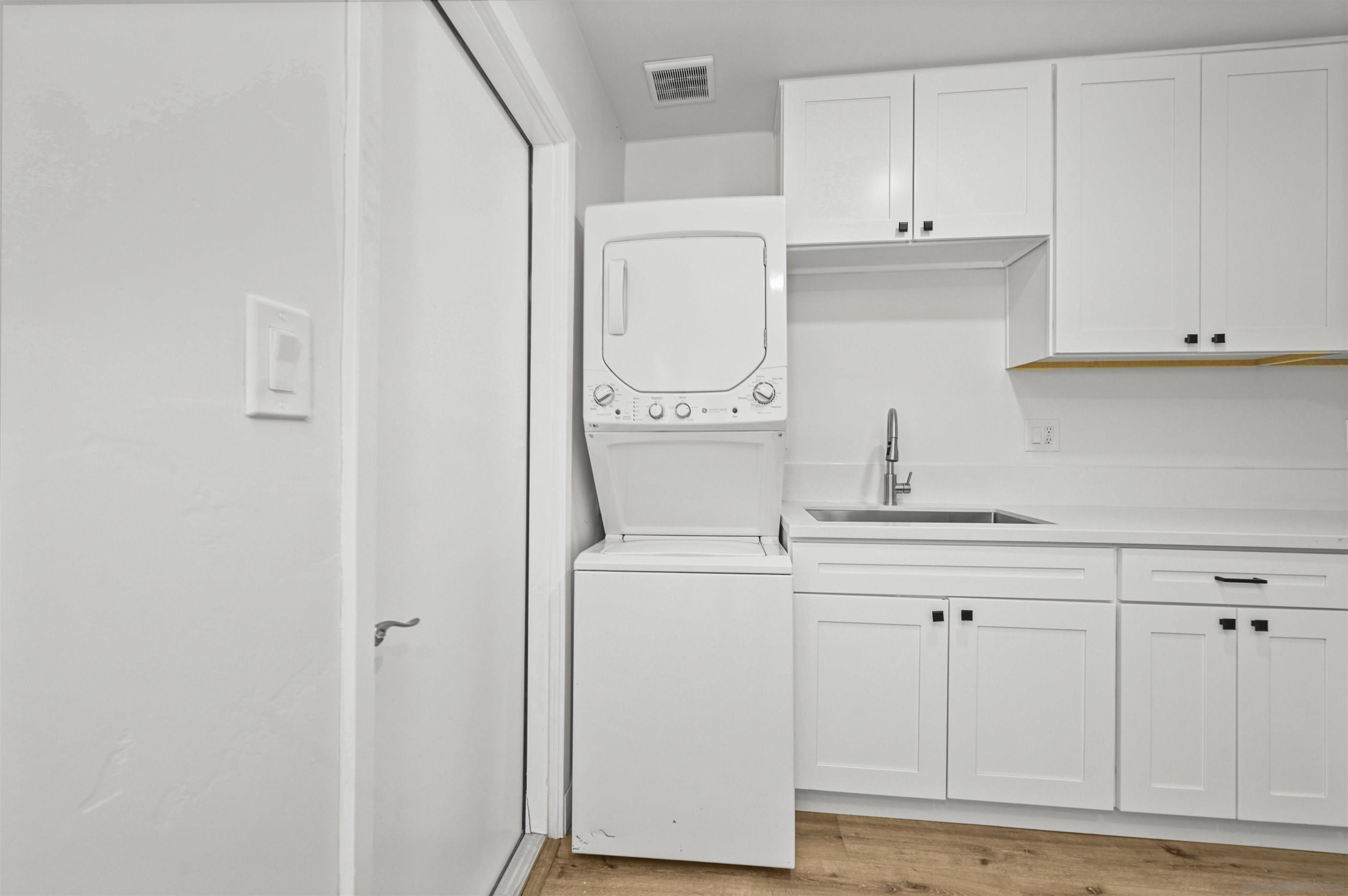 Detail Gallery Image 29 of 40 For 6979-81  Amherst, San Diego,  CA 92115 - – Beds | – Baths