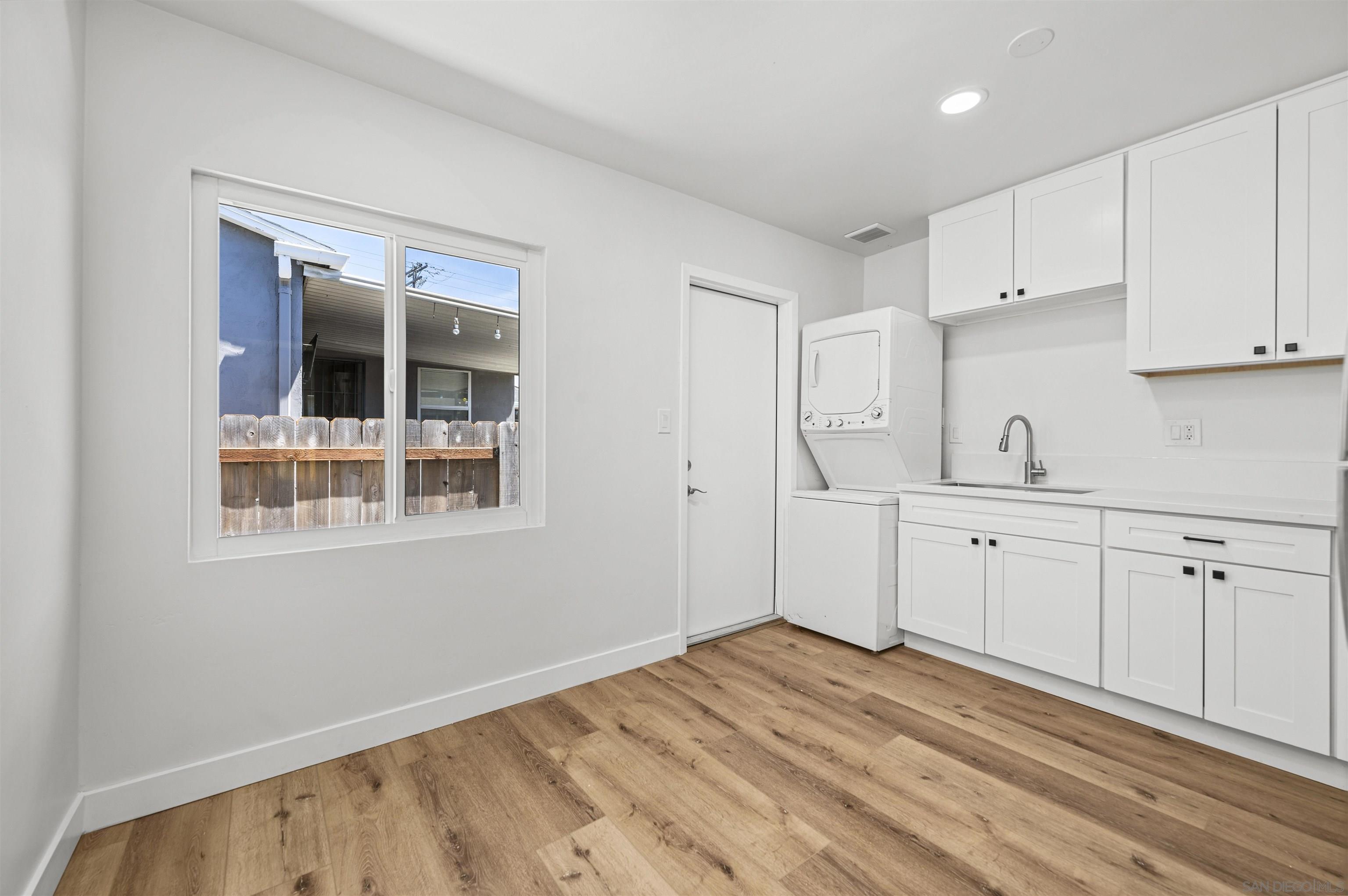 Detail Gallery Image 33 of 40 For 6979-81  Amherst, San Diego,  CA 92115 - – Beds | – Baths