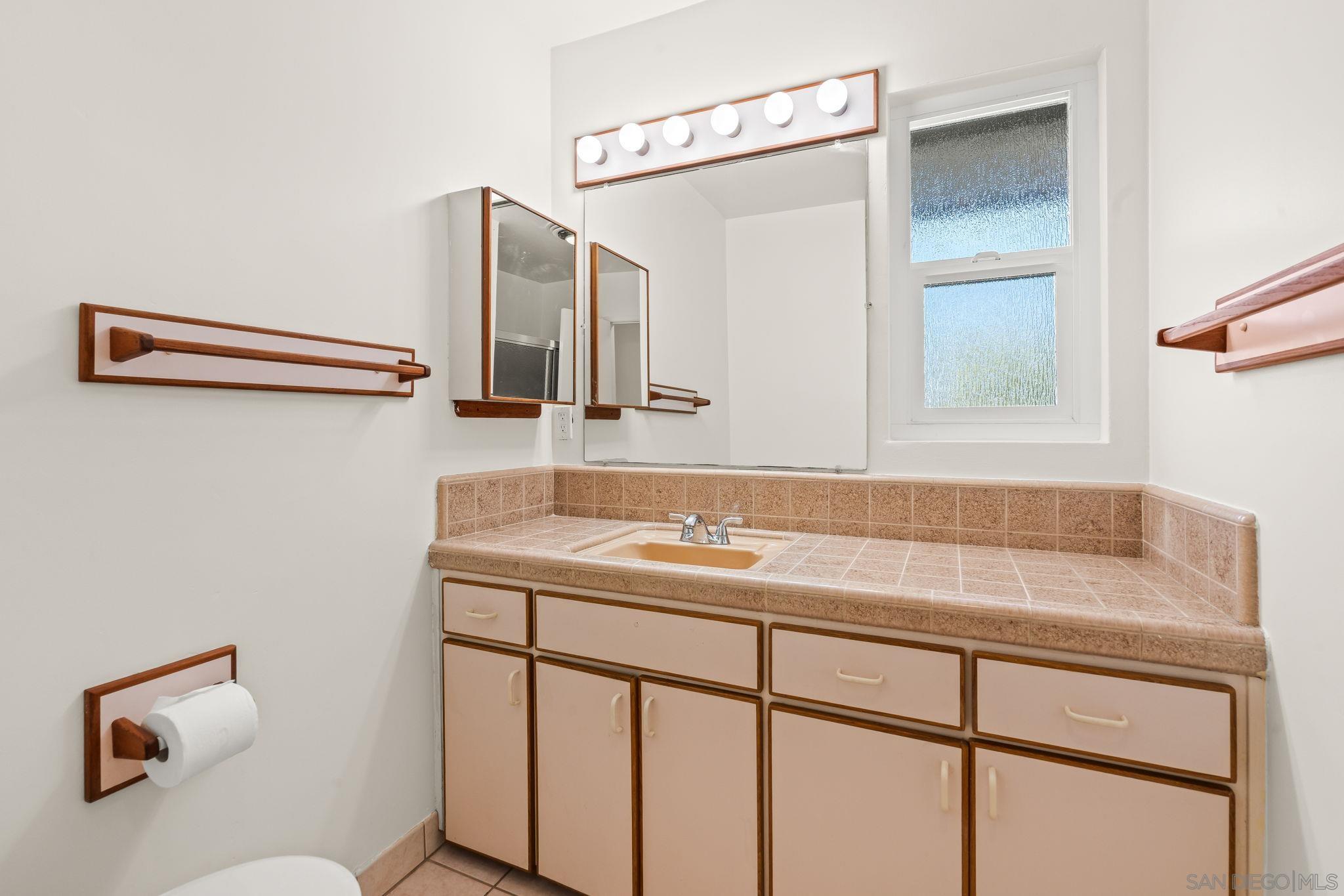 Detail Gallery Image 14 of 43 For 5295  Joan Ct, San Diego,  CA 92115 - 4 Beds | 2 Baths