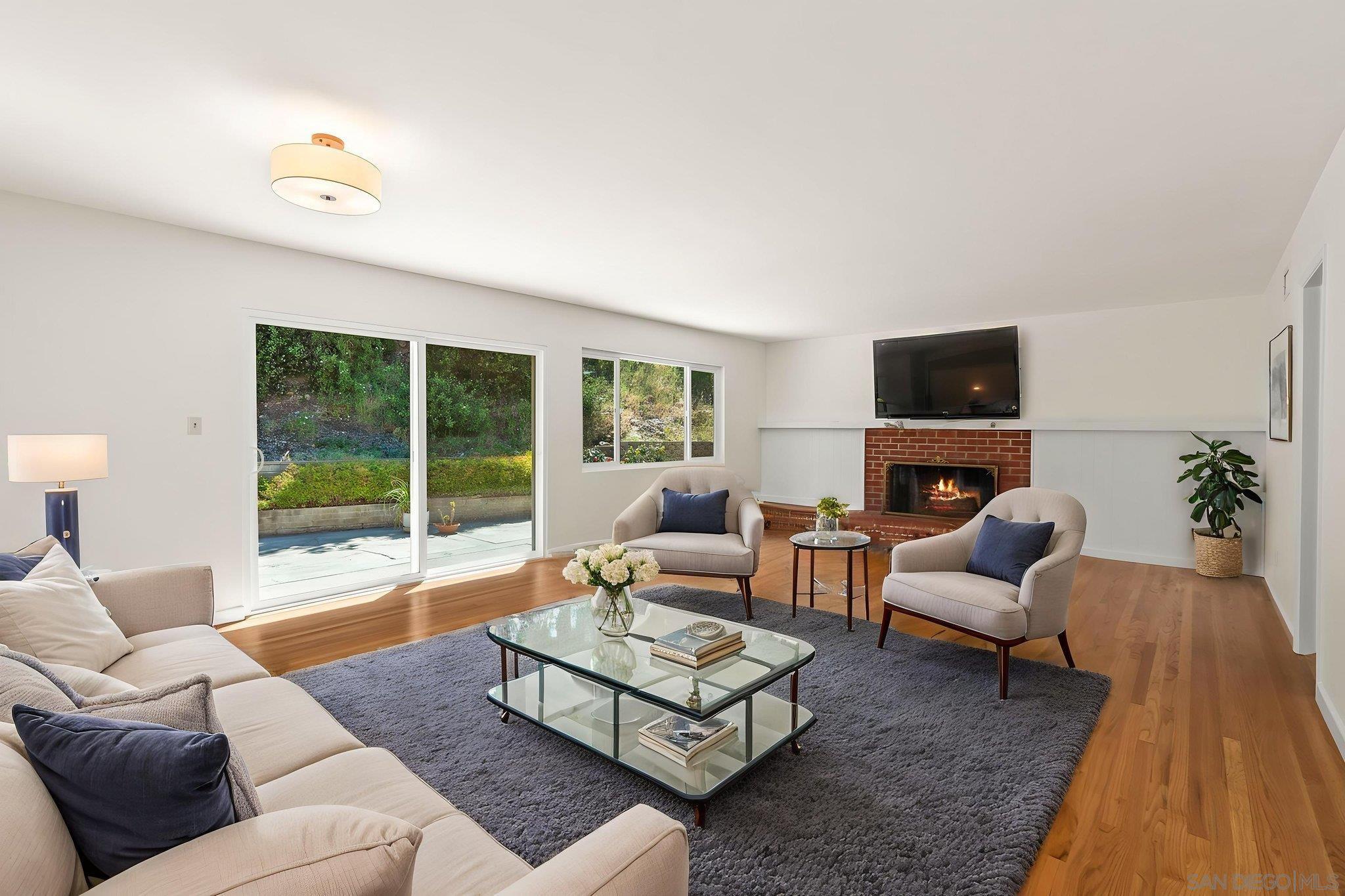 Detail Gallery Image 4 of 43 For 5295  Joan Ct, San Diego,  CA 92115 - 4 Beds | 2 Baths