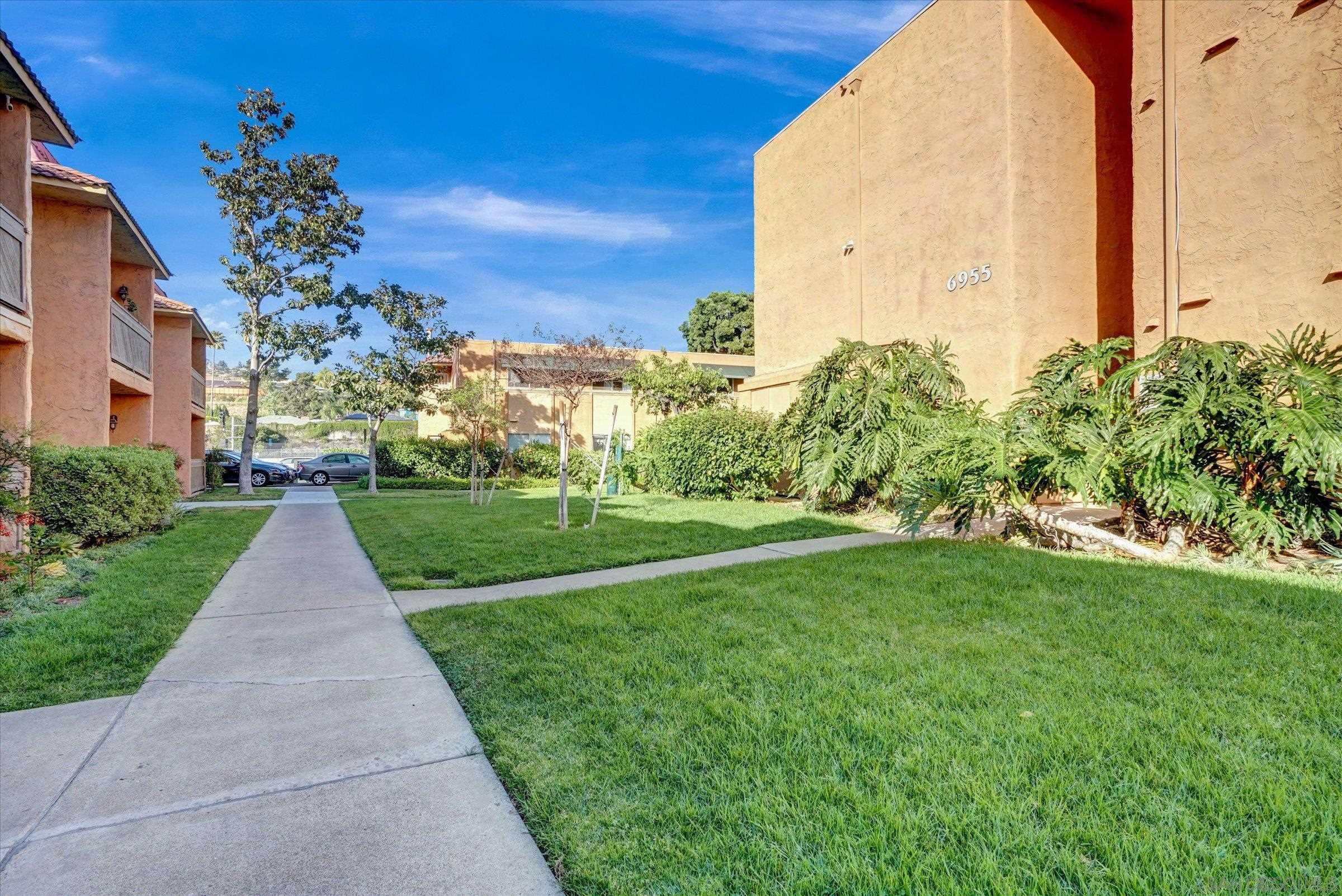 Detail Gallery Image 25 of 30 For 6955  Alvarado Rd  #61,  San Diego,  CA 92120 - 2 Beds | 2 Baths