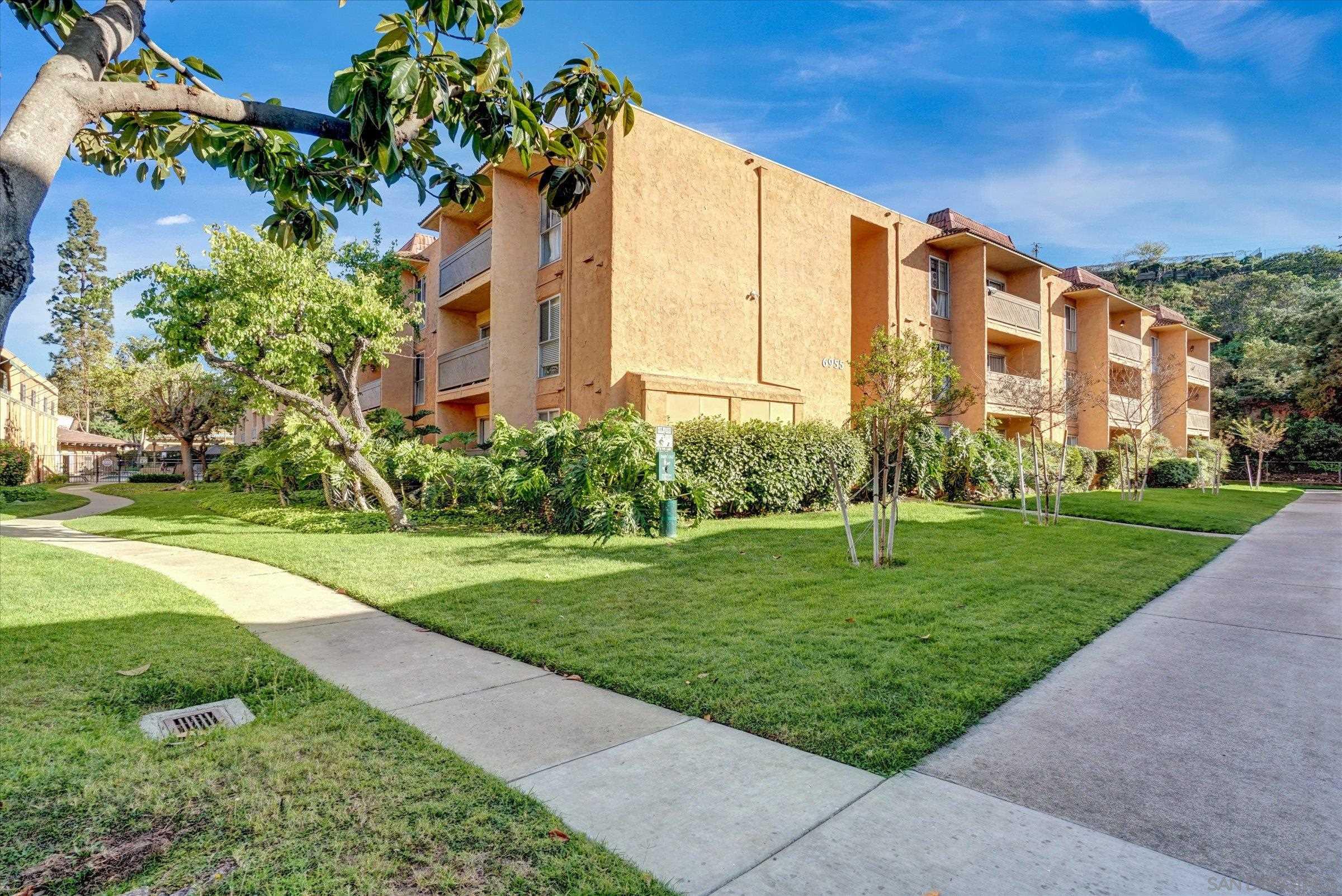 Detail Gallery Image 26 of 30 For 6955  Alvarado Rd  #61,  San Diego,  CA 92120 - 2 Beds | 2 Baths