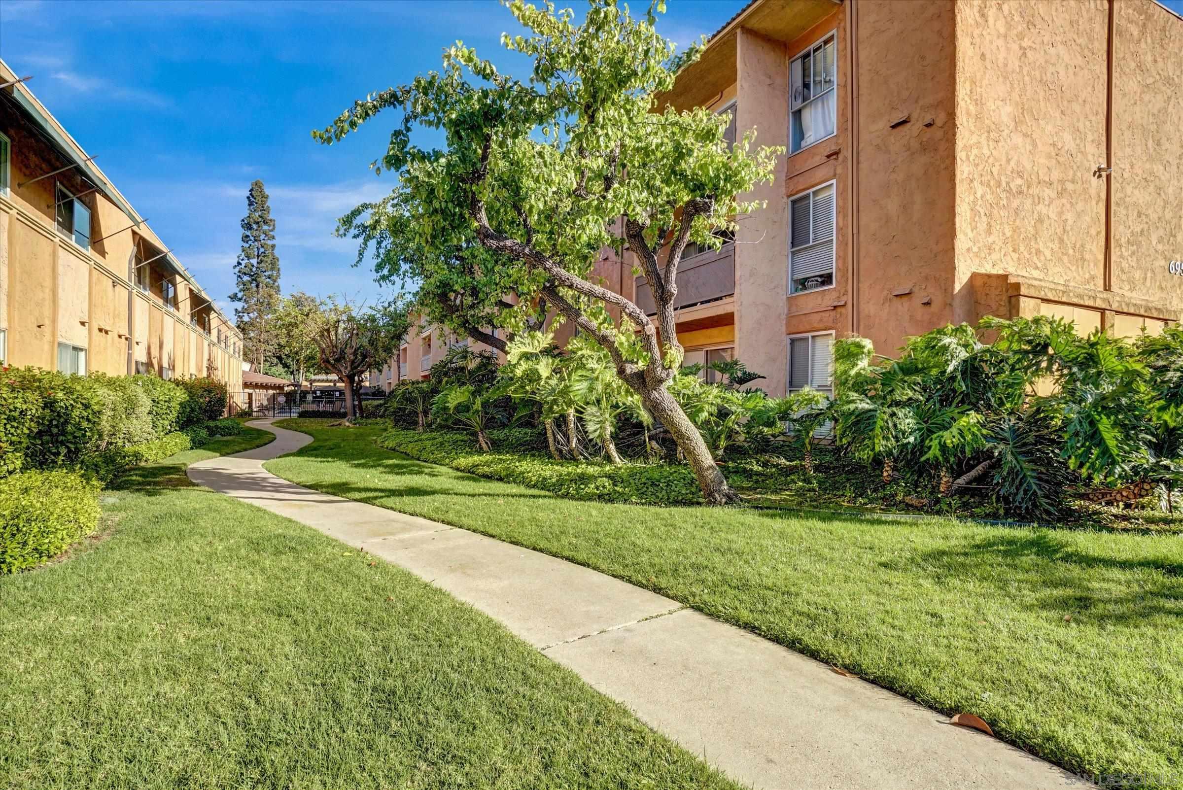 Detail Gallery Image 27 of 30 For 6955  Alvarado Rd  #61,  San Diego,  CA 92120 - 2 Beds | 2 Baths