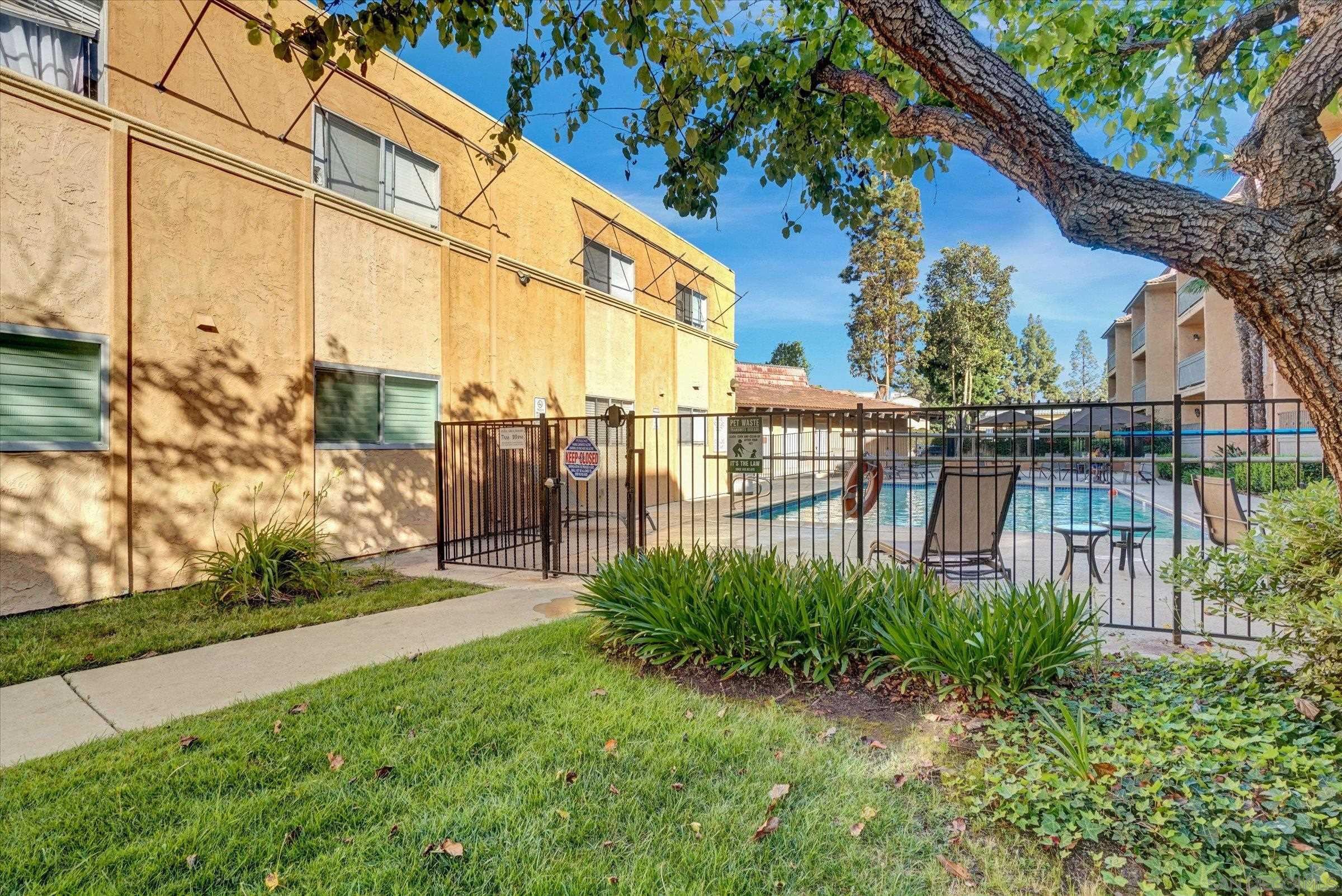 Detail Gallery Image 28 of 30 For 6955  Alvarado Rd  #61,  San Diego,  CA 92120 - 2 Beds | 2 Baths