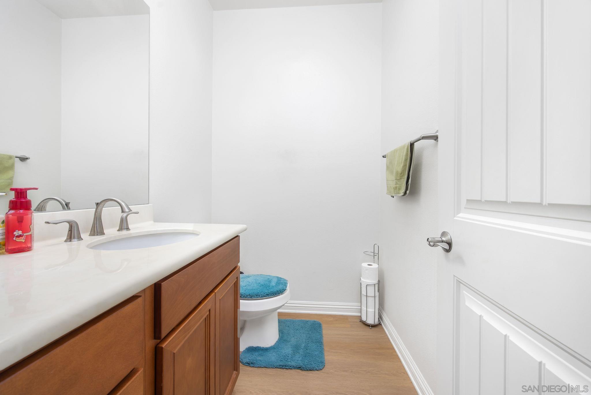 Detail Gallery Image 11 of 39 For 1818  Santa Christina Ave, Chula Vista,  CA 91913 - 4 Beds | 3/1 Baths