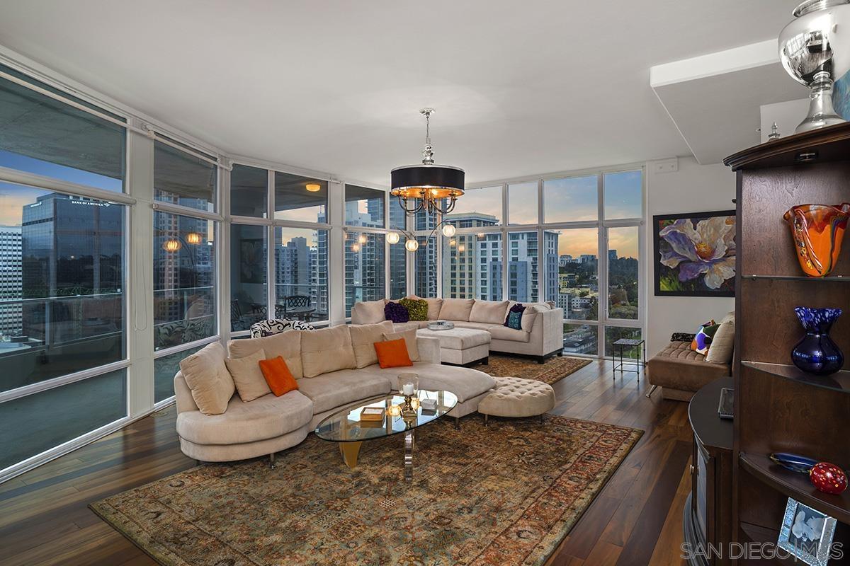 Detail Gallery Image 3 of 55 For 1080  Park Blvd  #1802,  San Diego,  CA 92101 - 2 Beds | 2/1 Baths