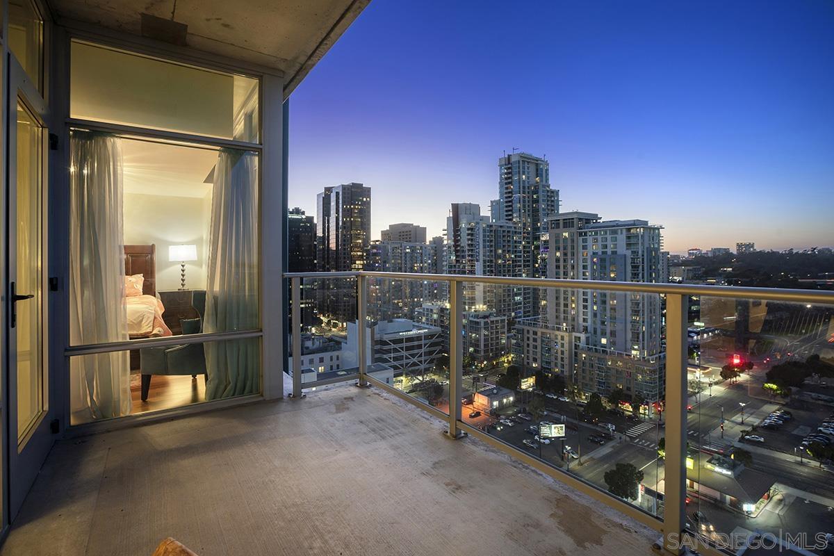 Detail Gallery Image 30 of 55 For 1080  Park Blvd  #1802,  San Diego,  CA 92101 - 2 Beds | 2/1 Baths