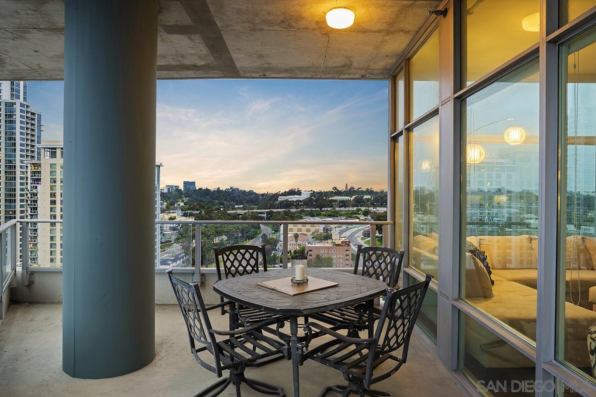 Detail Gallery Image 8 of 55 For 1080  Park Blvd  #1802,  San Diego,  CA 92101 - 2 Beds | 2/1 Baths