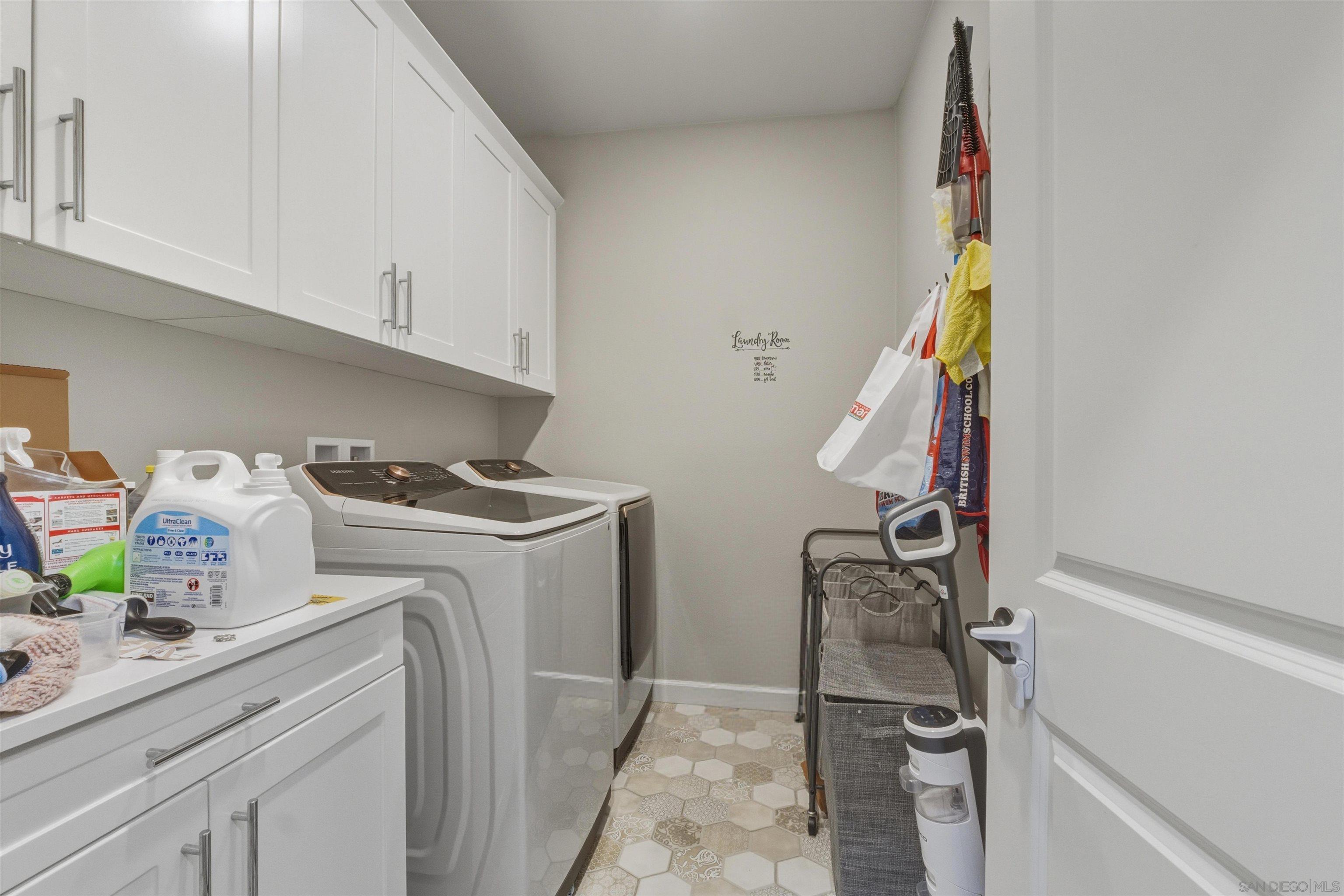 Detail Gallery Image 24 of 33 For 10849  Blake Way, San Diego,  CA 92129 - 3 Beds | 2 Baths