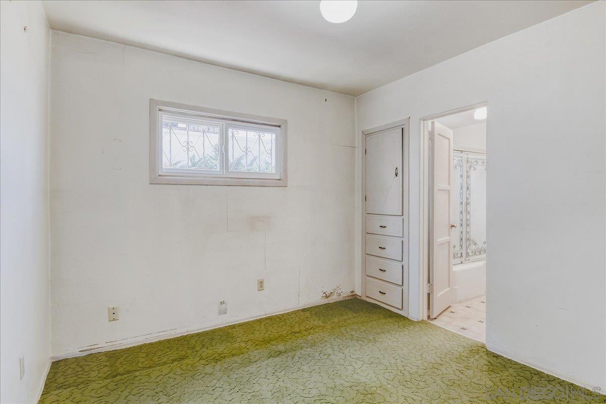 Detail Gallery Image 13 of 30 For 2120 E 20th Street, National City,  CA 91950 - 3 Beds | 2 Baths