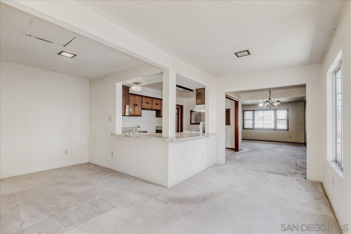 Detail Gallery Image 21 of 30 For 2120 E 20th Street, National City,  CA 91950 - 3 Beds | 2 Baths