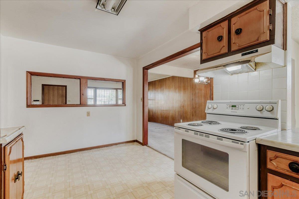 Detail Gallery Image 23 of 30 For 2120 E 20th Street, National City,  CA 91950 - 3 Beds | 2 Baths