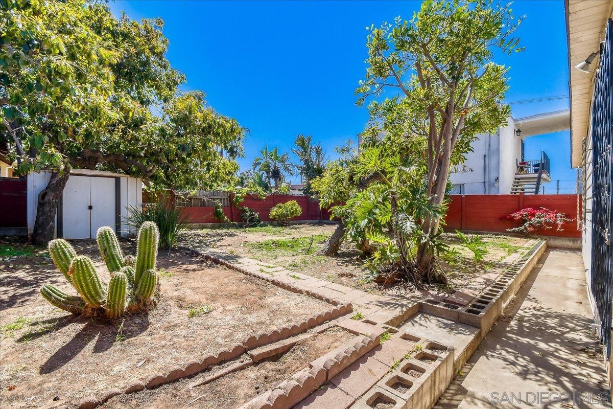 Detail Gallery Image 9 of 30 For 2120 E 20th Street, National City,  CA 91950 - 3 Beds | 2 Baths