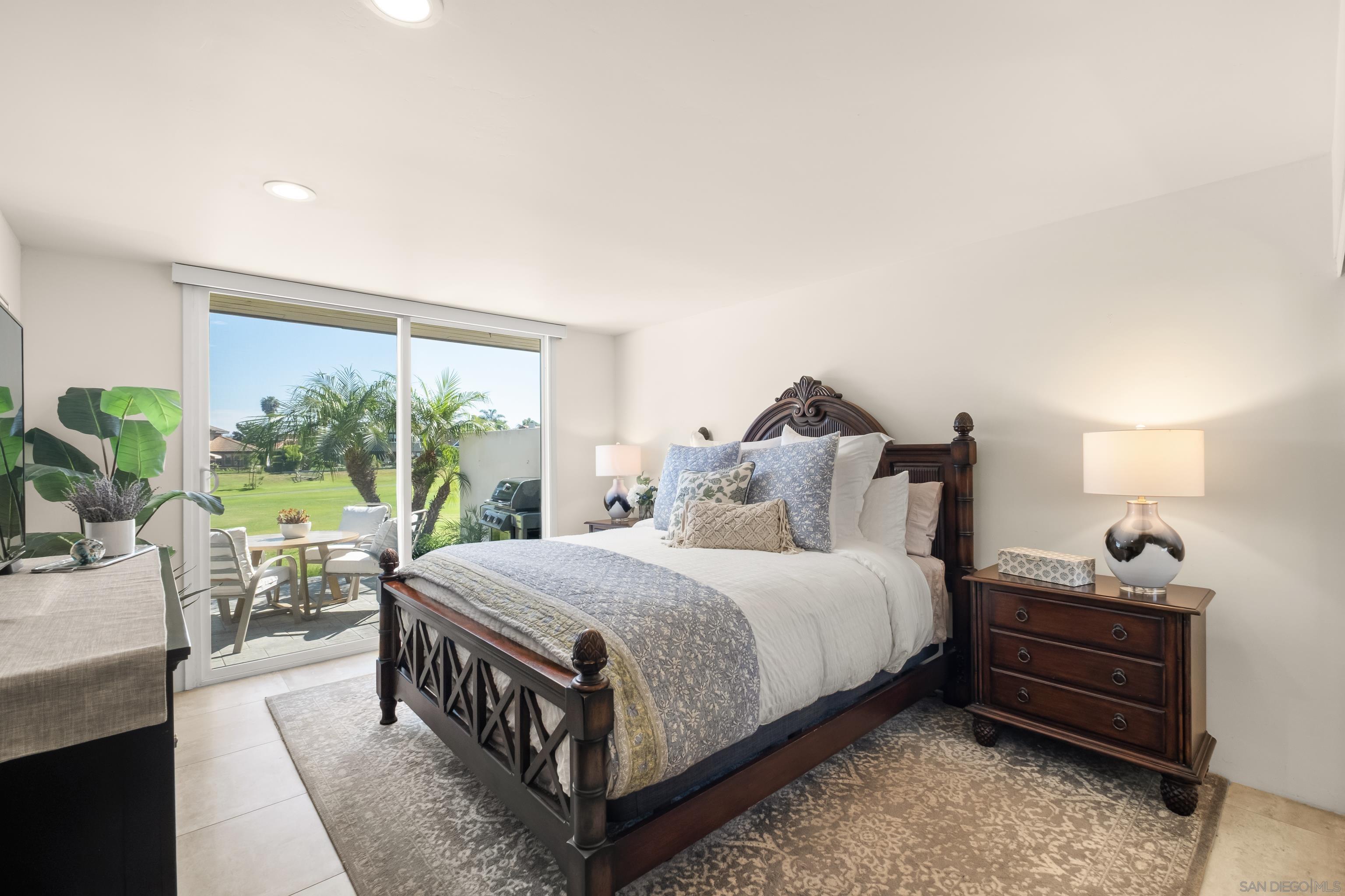 Detail Gallery Image 15 of 33 For 119  via Coronado, Rancho Santa Fe,  CA 92091 - 2 Beds | 2 Baths
