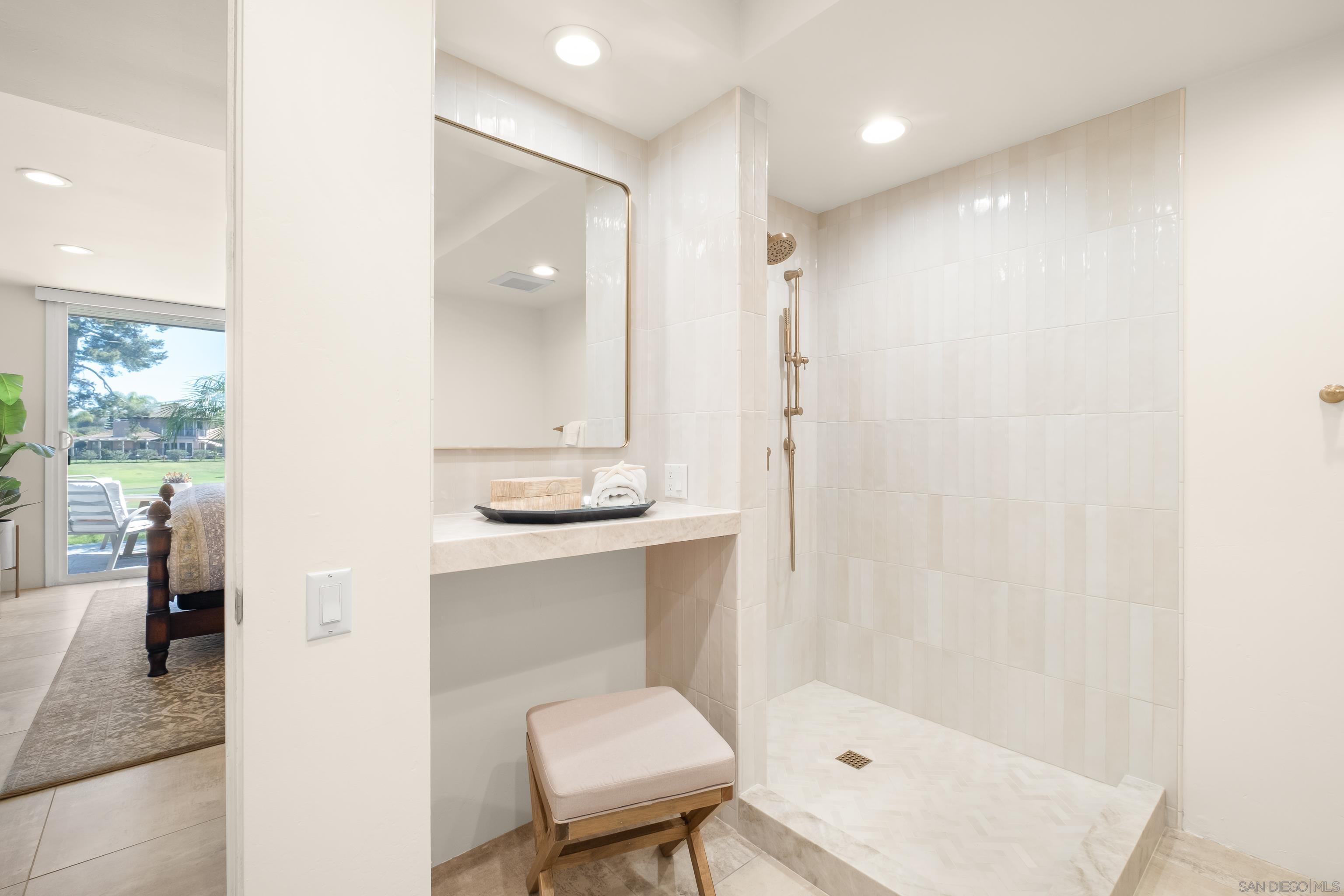 Detail Gallery Image 22 of 33 For 119  via Coronado, Rancho Santa Fe,  CA 92091 - 2 Beds | 2 Baths