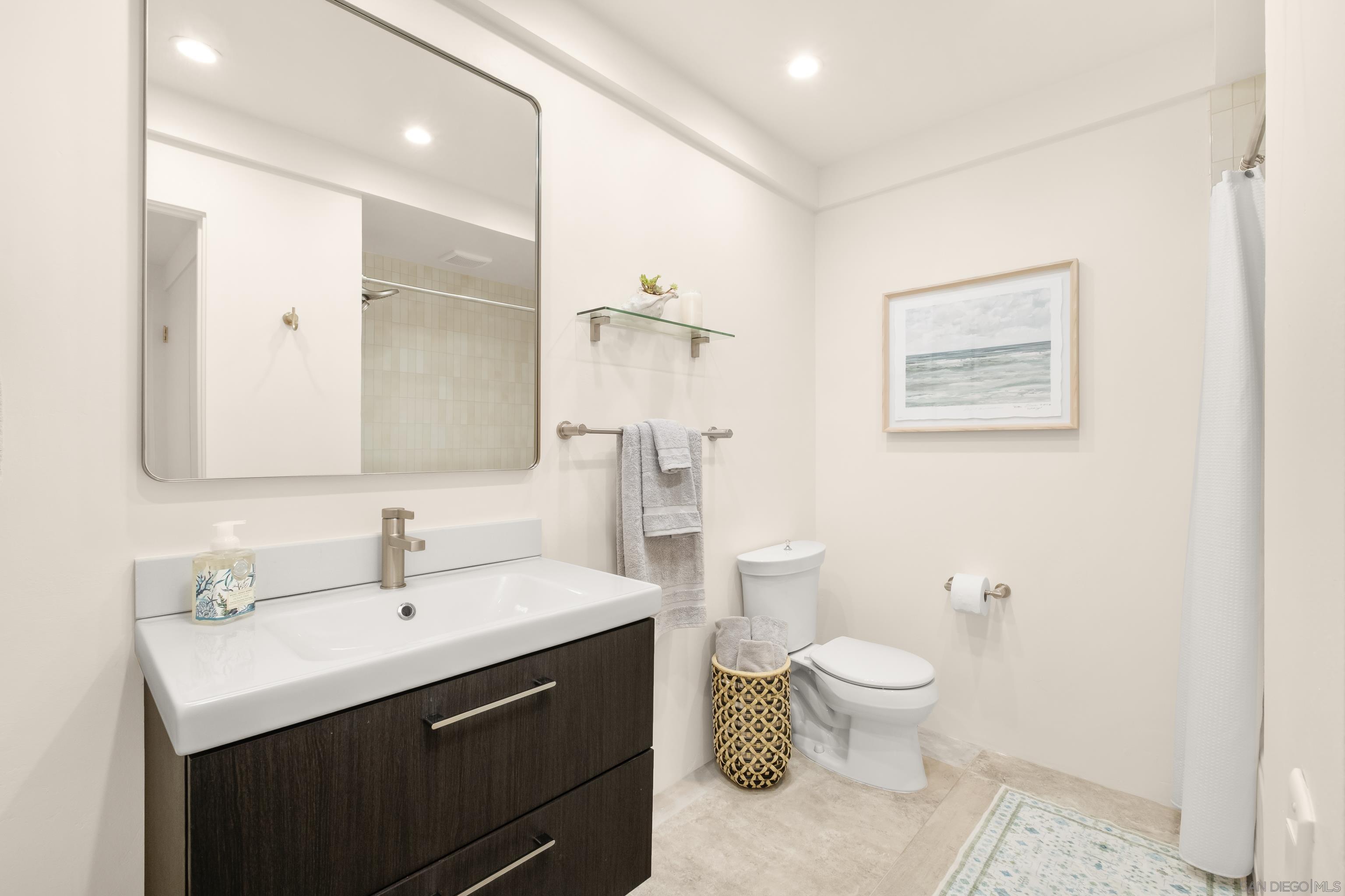 Detail Gallery Image 23 of 33 For 119  via Coronado, Rancho Santa Fe,  CA 92091 - 2 Beds | 2 Baths