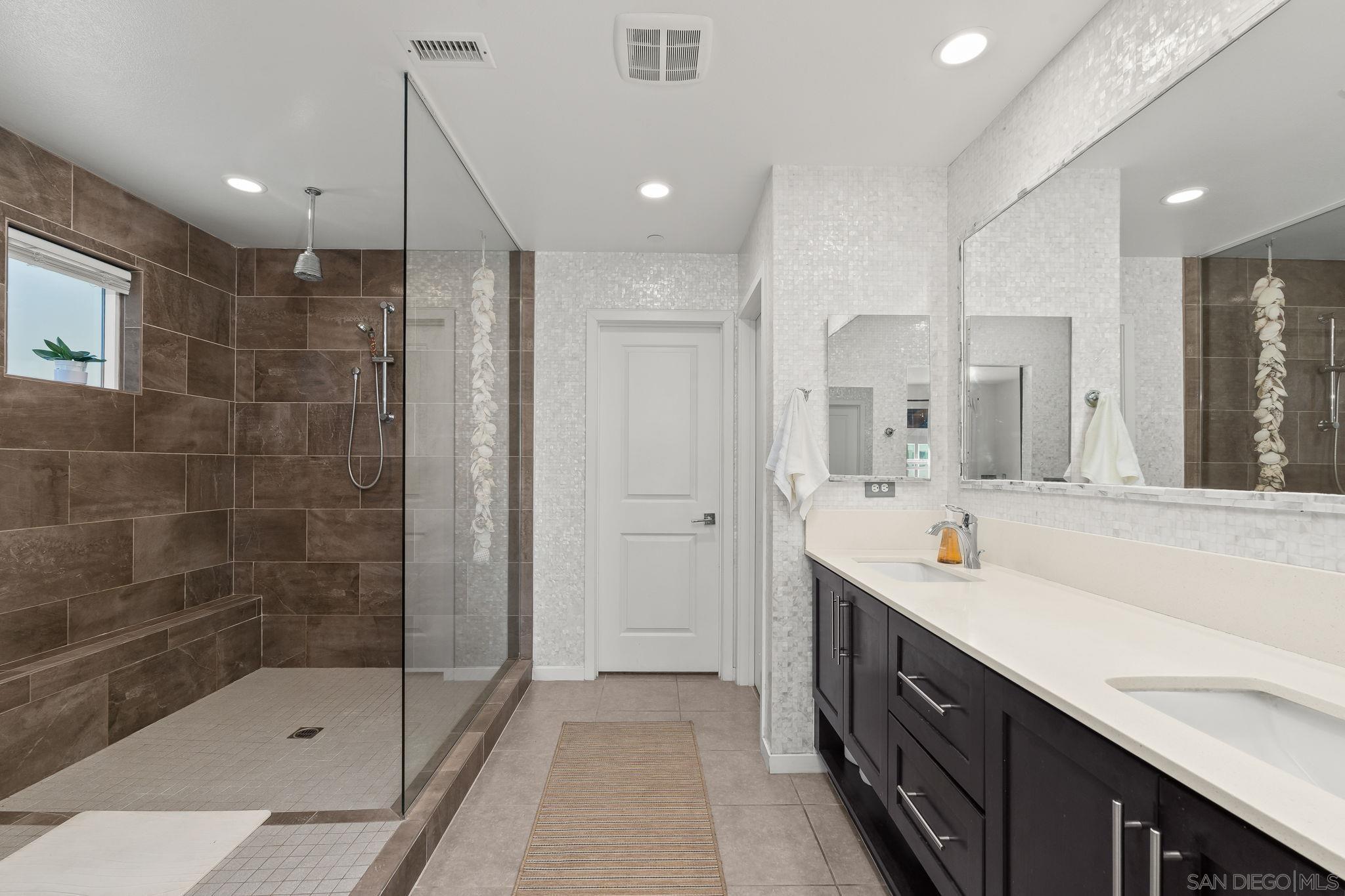 Detail Gallery Image 30 of 75 For 8336  Summit Way, San Diego,  CA 92108 - 4 Beds | 3/1 Baths