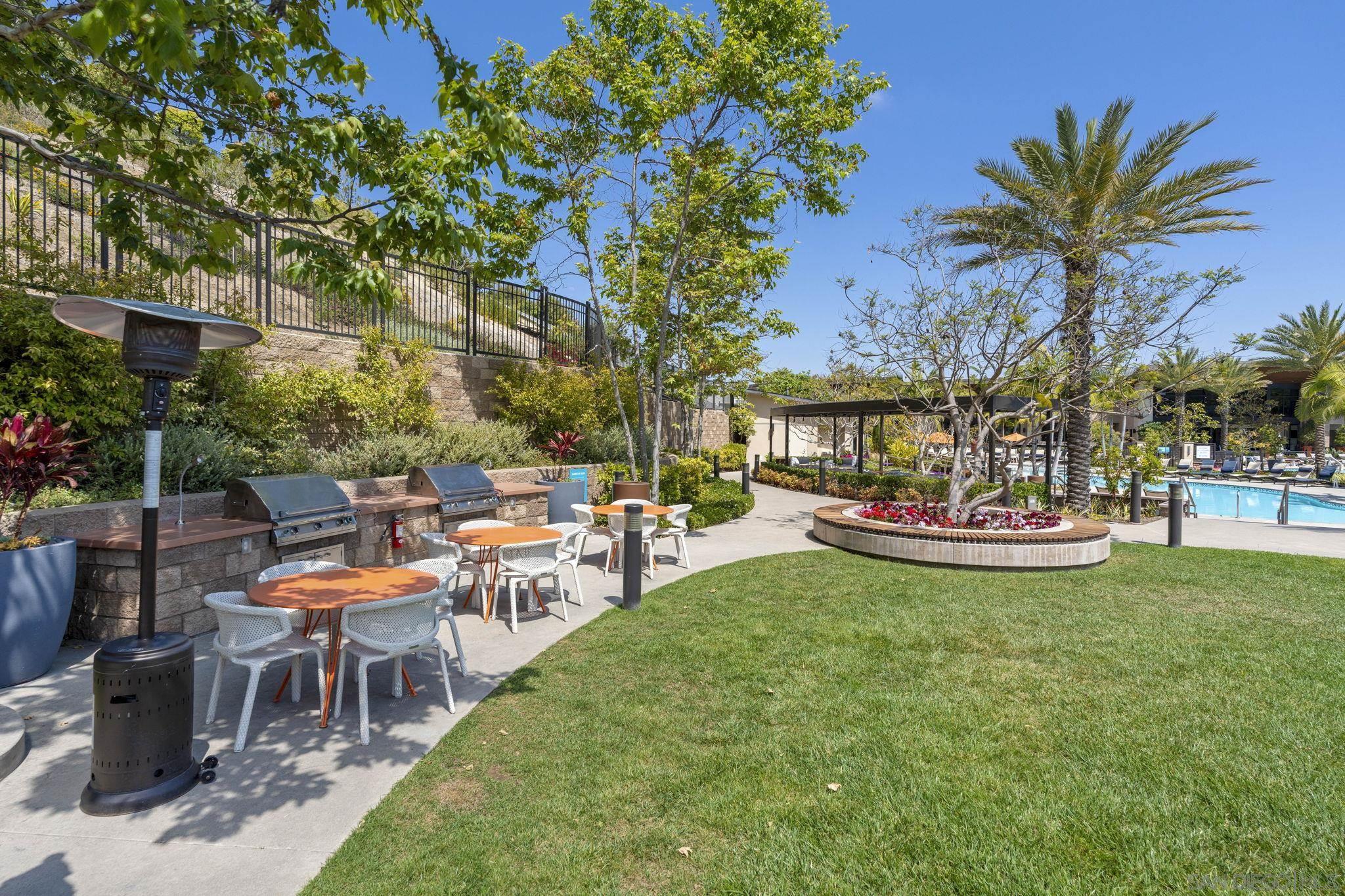 Detail Gallery Image 43 of 75 For 8336  Summit Way, San Diego,  CA 92108 - 4 Beds | 3/1 Baths