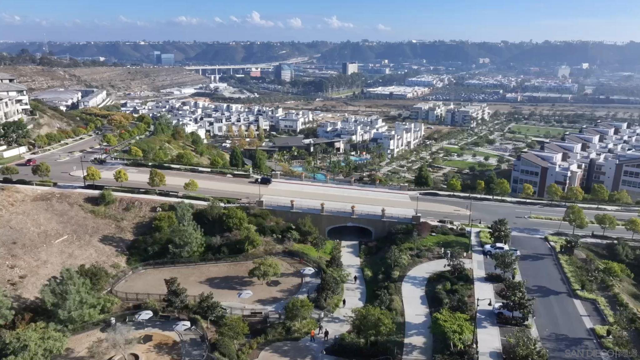 Detail Gallery Image 72 of 75 For 8336  Summit Way, San Diego,  CA 92108 - 4 Beds | 3/1 Baths