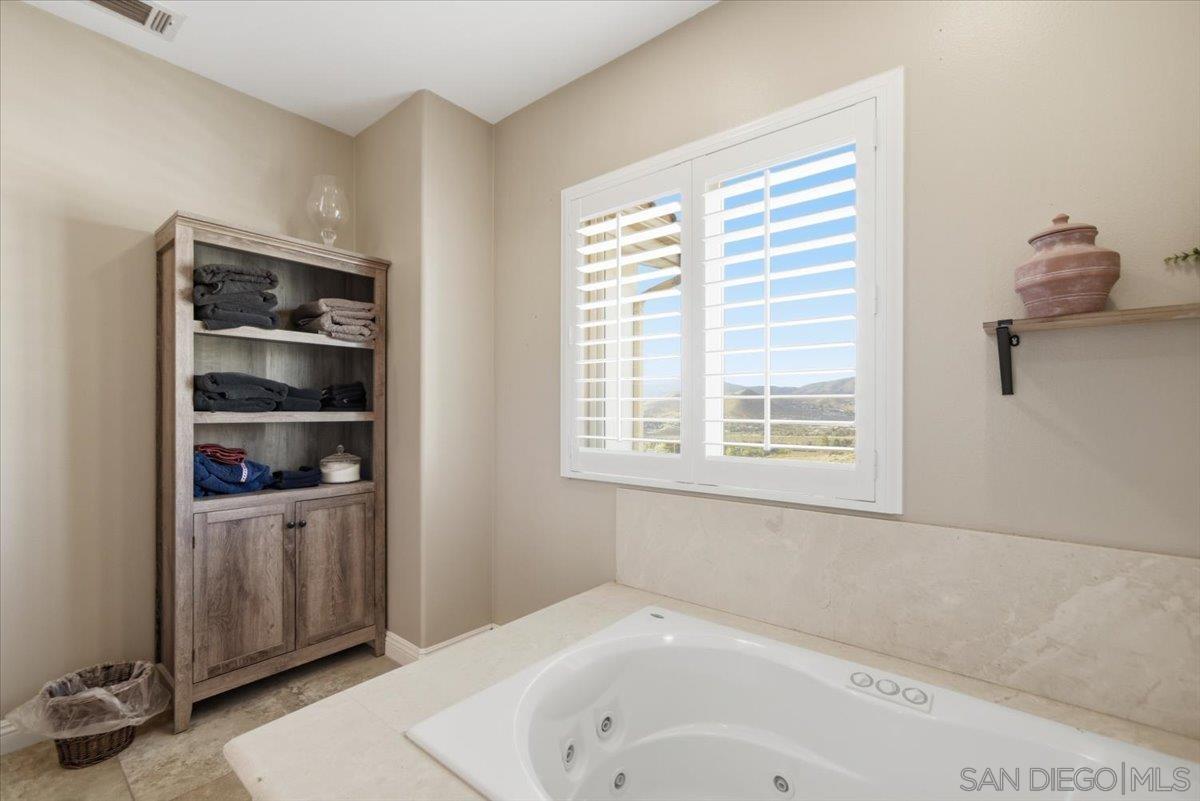 Detail Gallery Image 31 of 54 For 31802  Lawson Rd, Acton,  CA 93510 - 5 Beds | 4 Baths